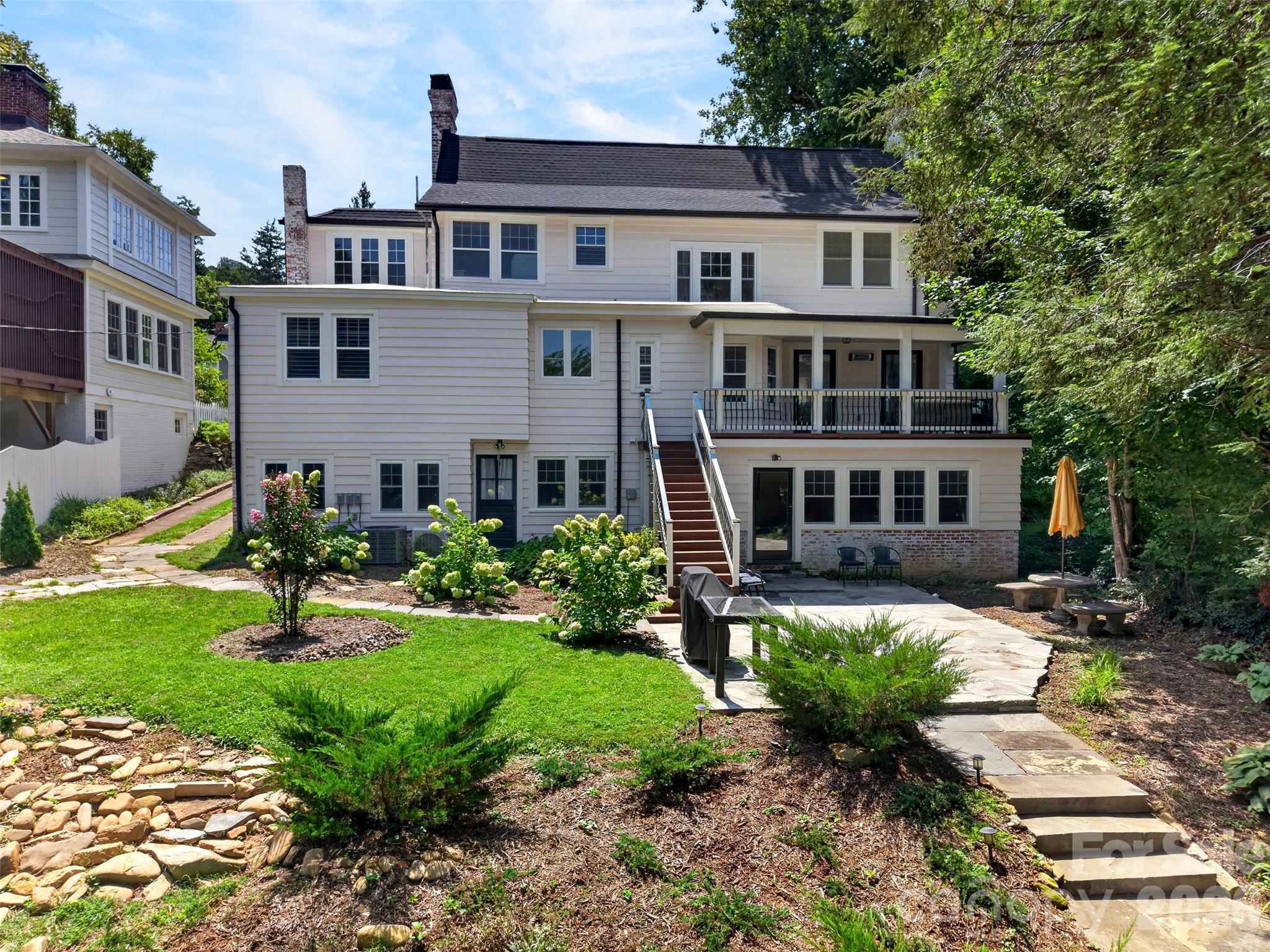 55 Edgemont Road Property Photo 6