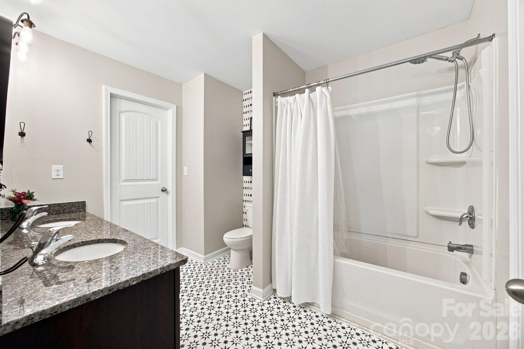 13504 David Jennings Avenue Property Photo 11