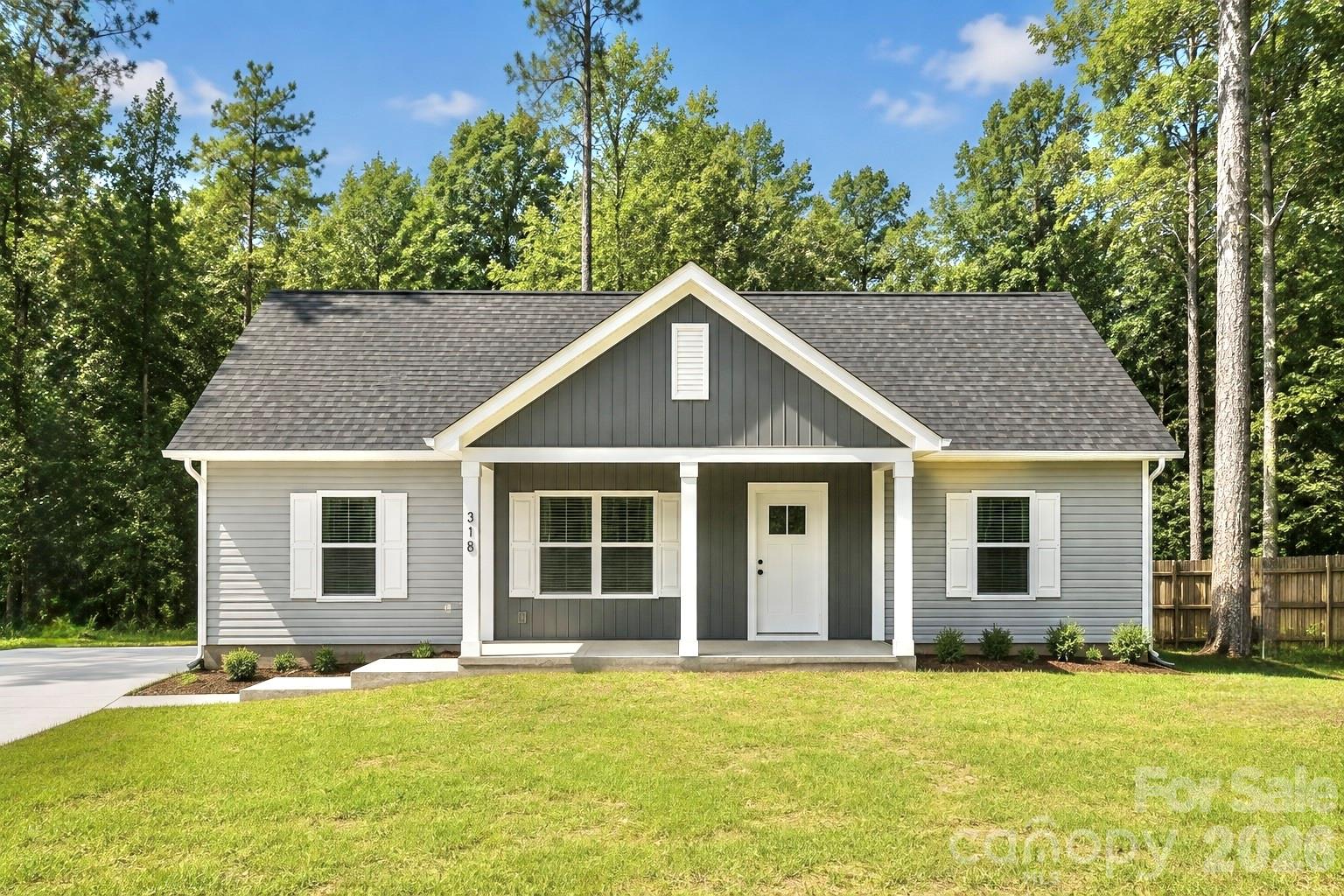318 Honeywood Lane Property Photo 1