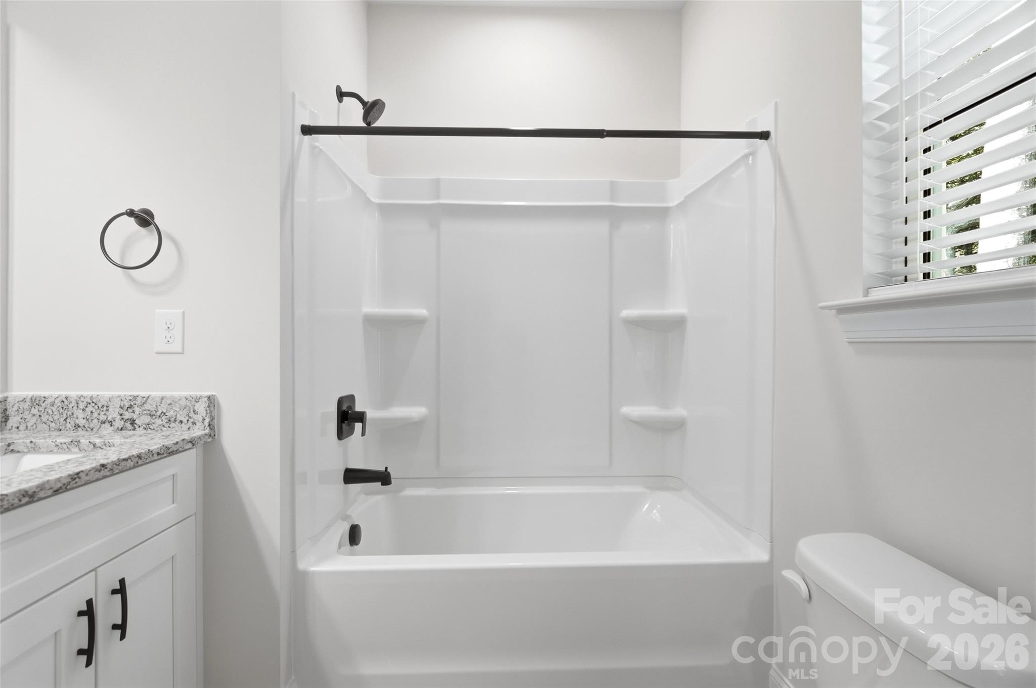 318 Honeywood Lane Property Photo 24