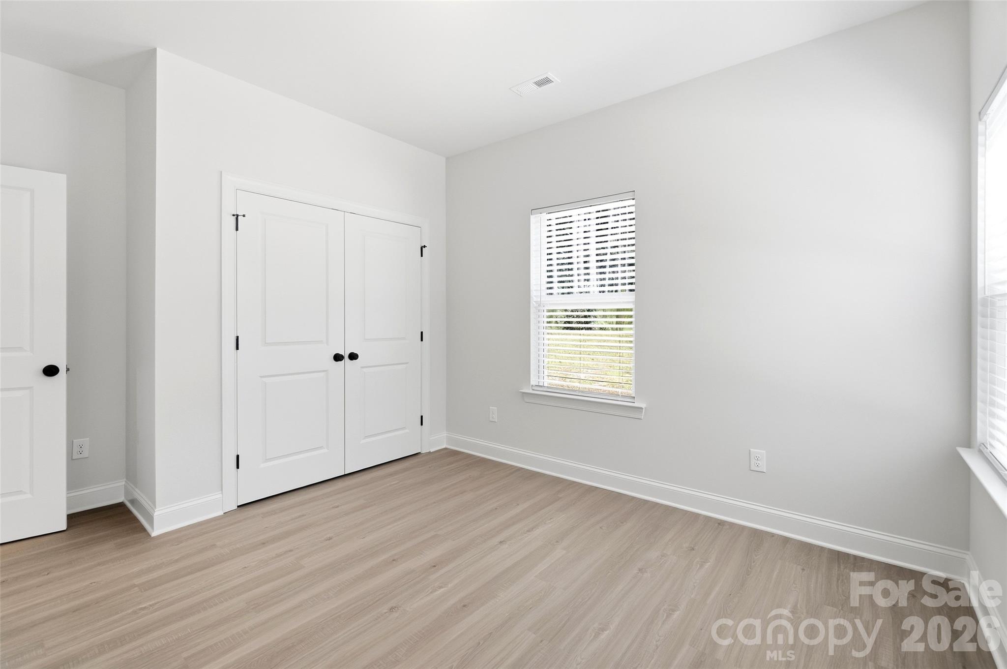 318 Honeywood Lane Property Photo 28