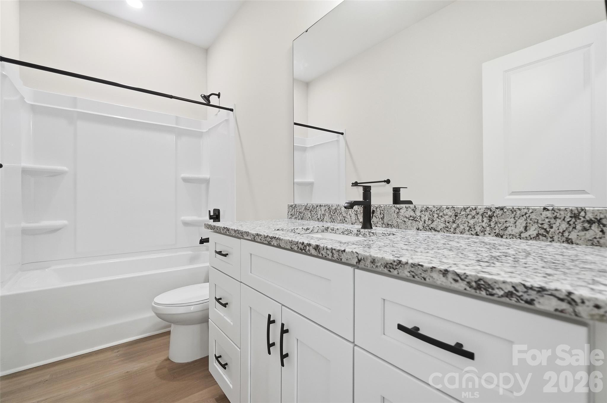 318 Honeywood Lane Property Photo 29