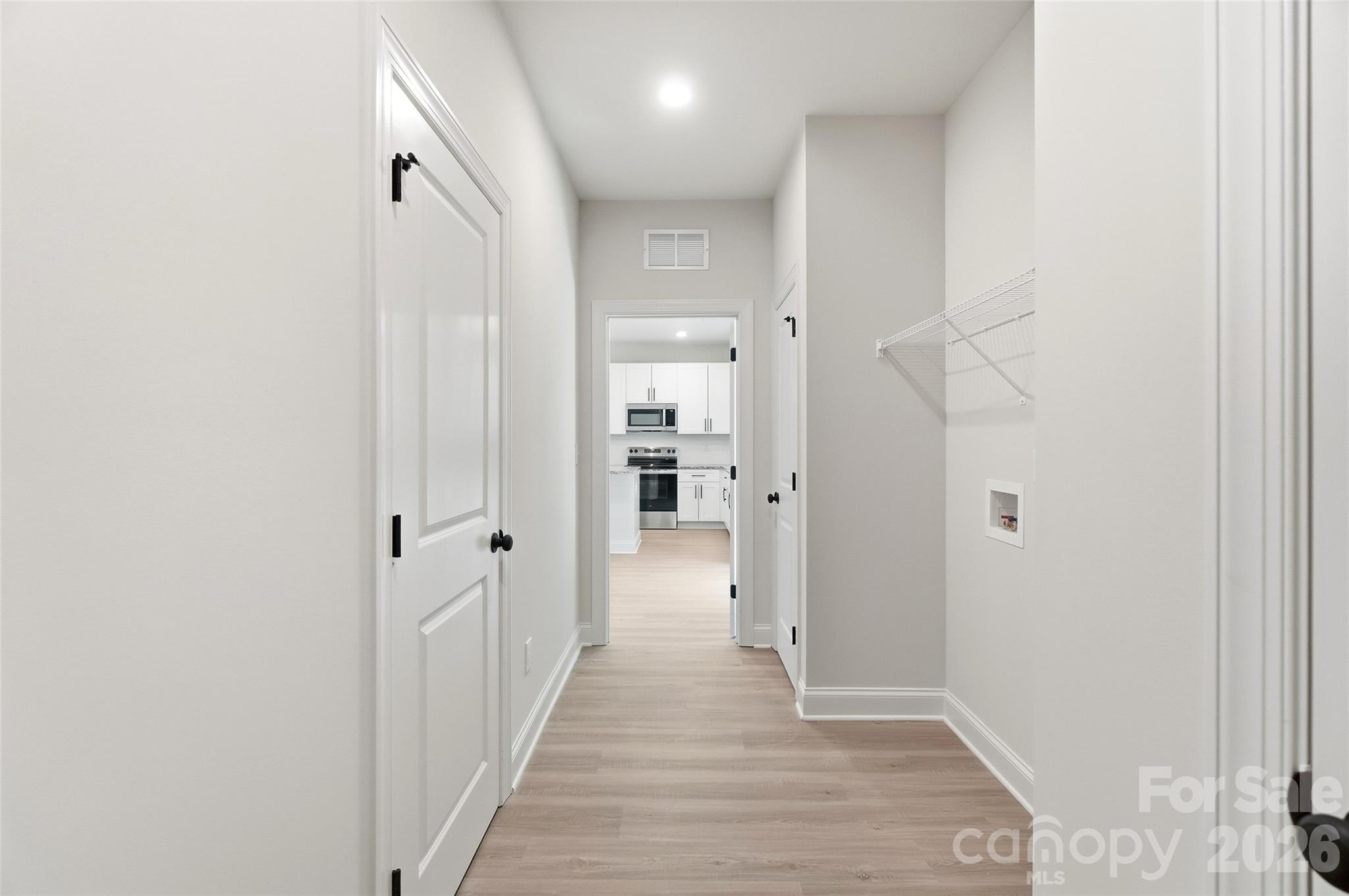 318 Honeywood Lane Property Photo 33