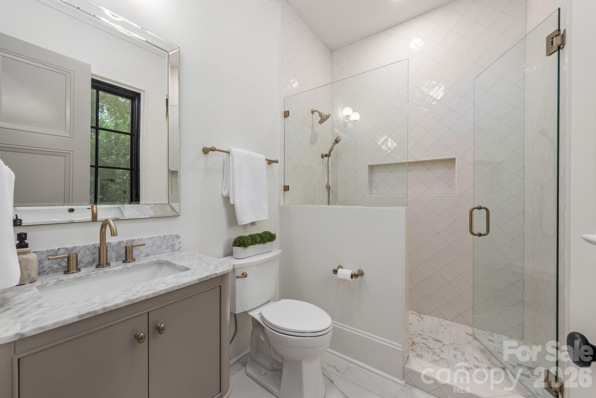 237 N Canterbury Road Property Photo 39