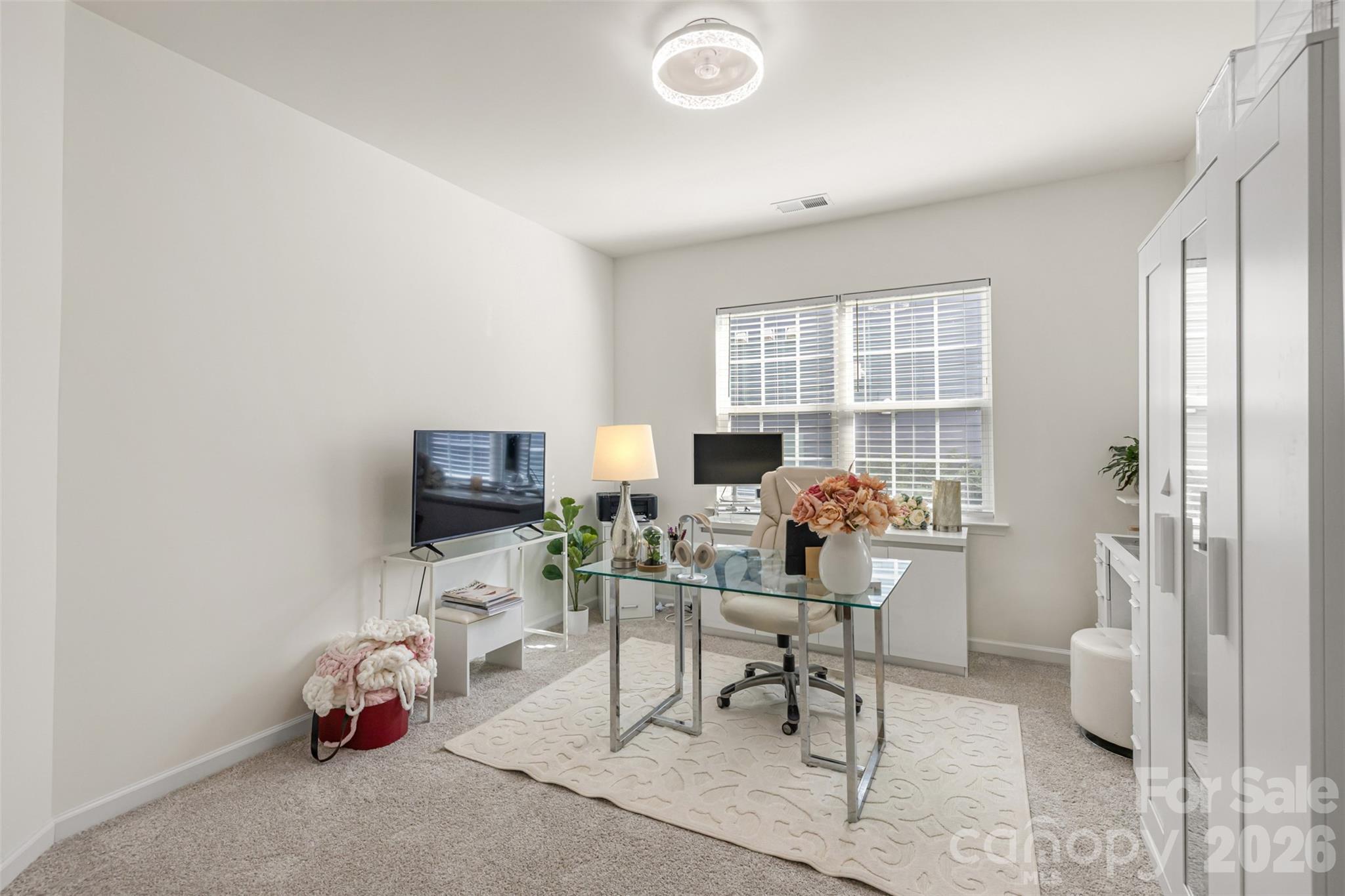 355 Kentmere Lane Property Photo 14