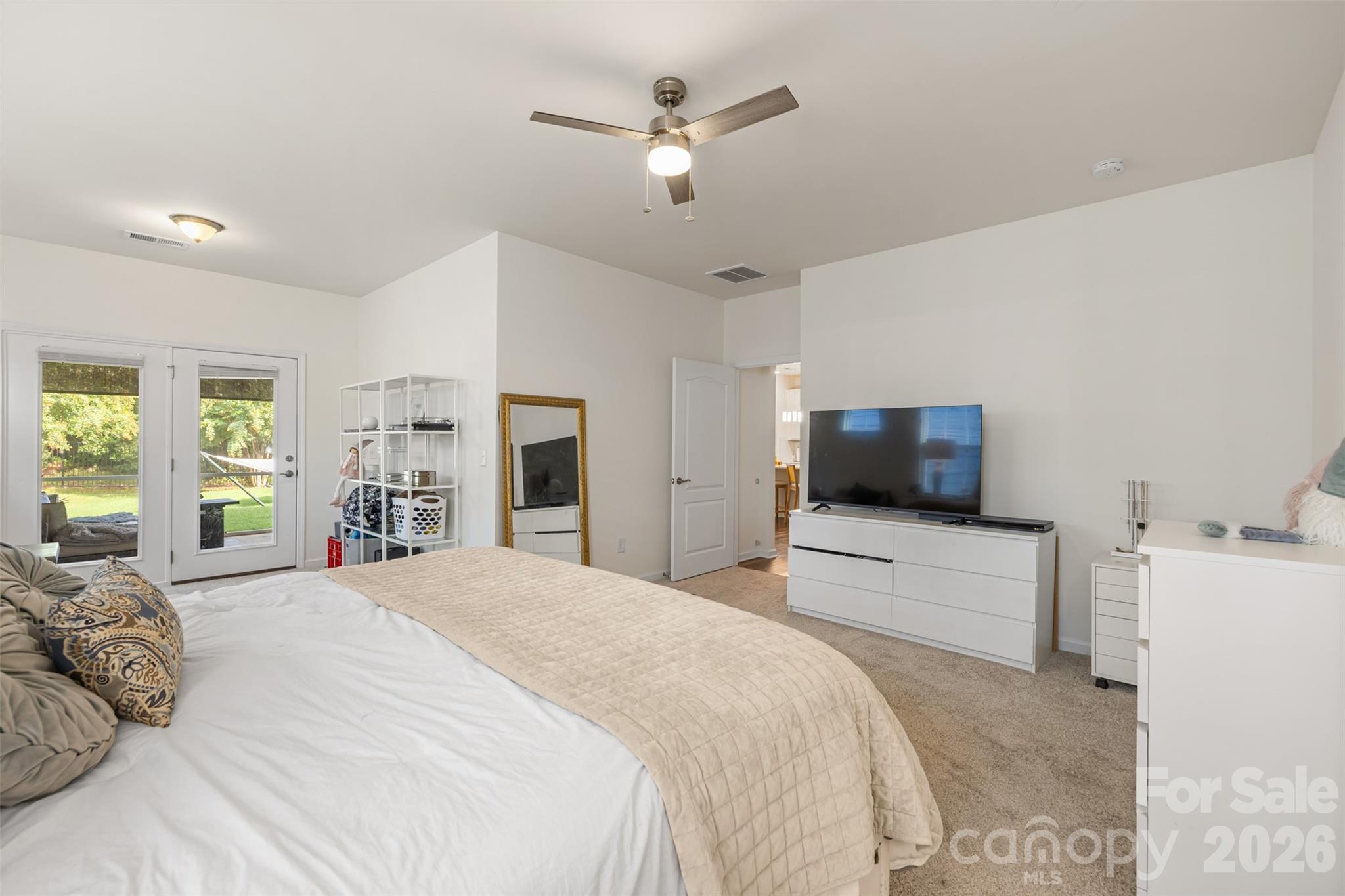 355 Kentmere Lane Property Photo 21