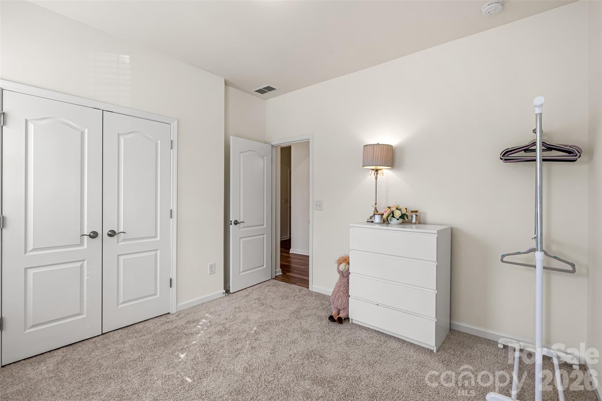 355 Kentmere Lane Property Photo 27