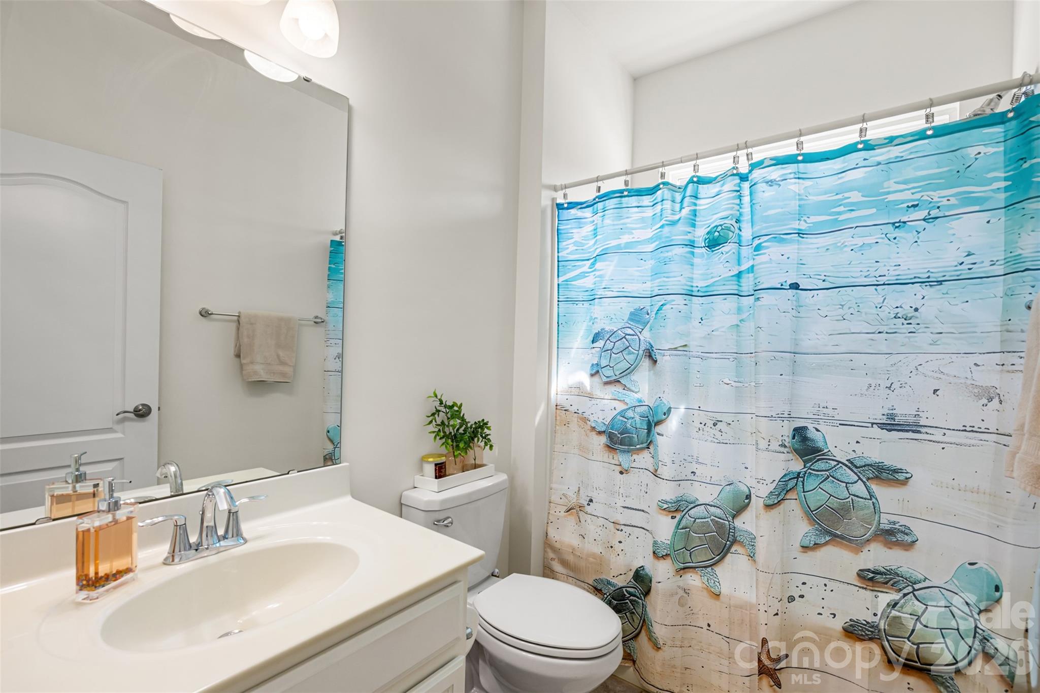 355 Kentmere Lane Property Photo 28