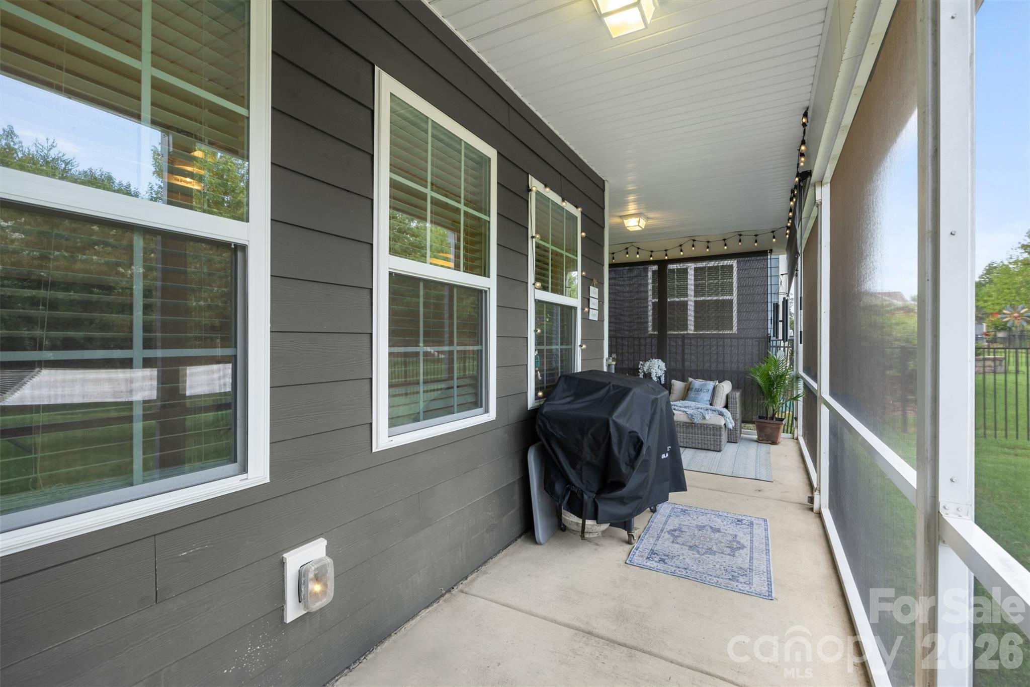 355 Kentmere Lane Property Photo 31