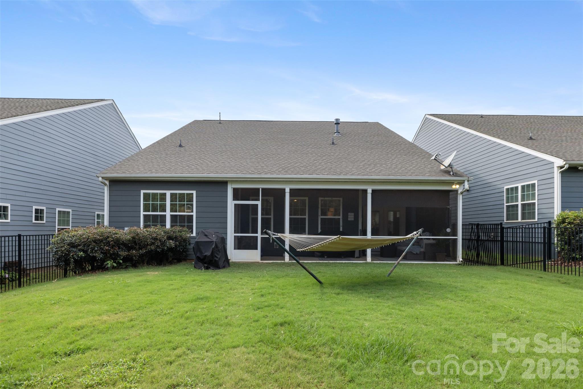 355 Kentmere Lane Property Photo 35