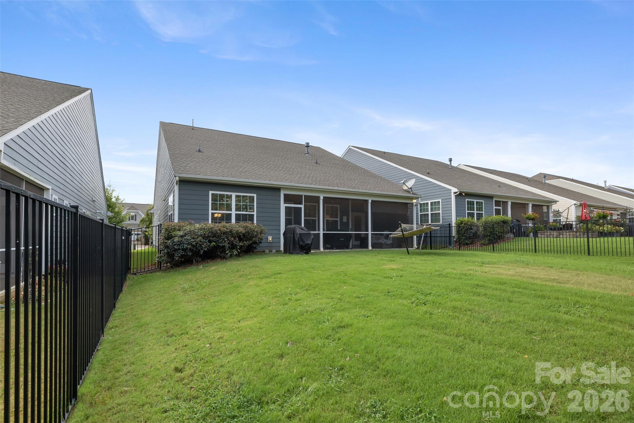 355 Kentmere Lane Property Photo 37