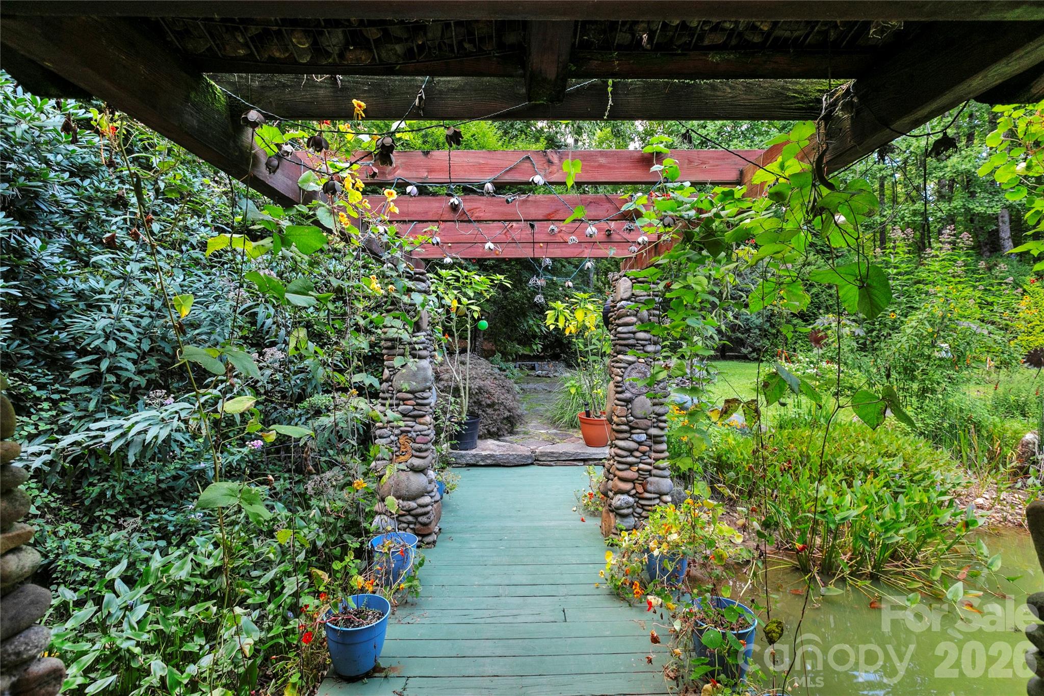 87 Old Chimney Lane Property Photo 13