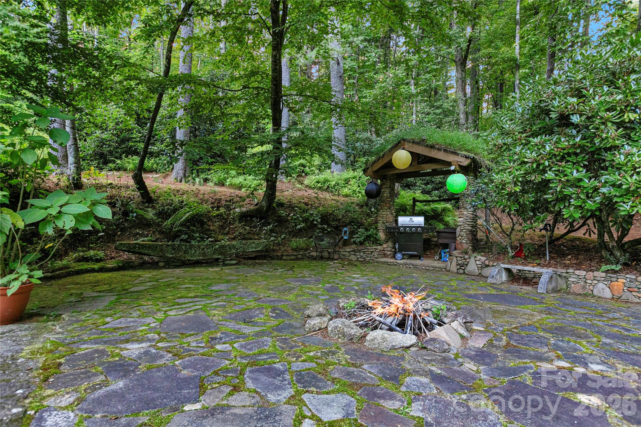 87 Old Chimney Lane Property Photo 17