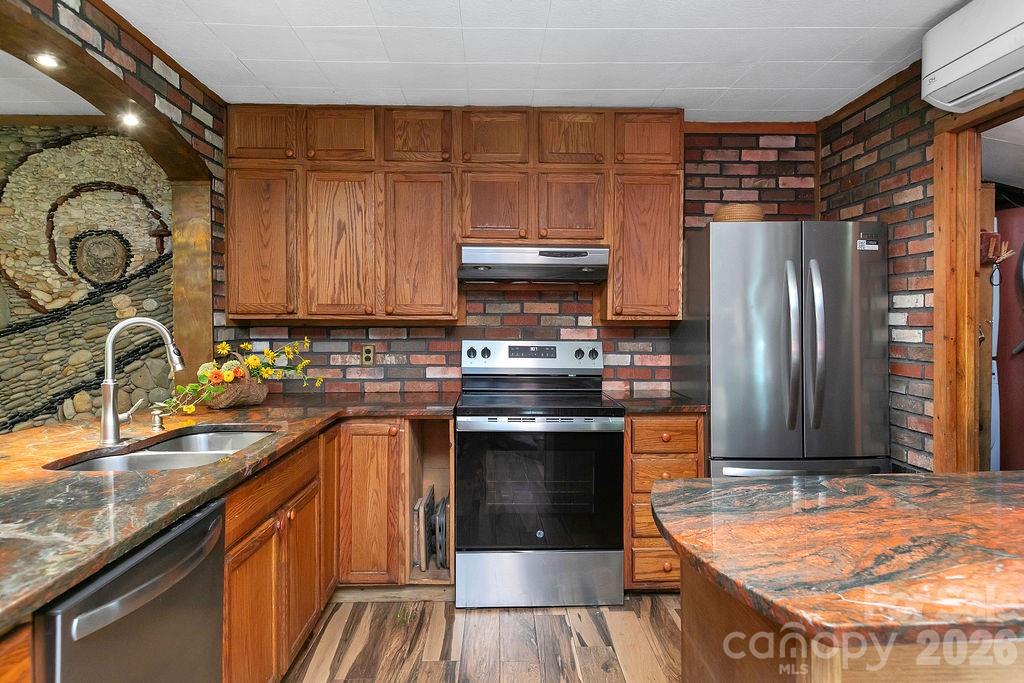 87 Old Chimney Lane Property Photo 39