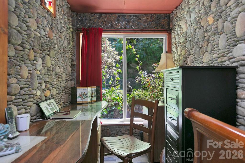 87 Old Chimney Lane Property Photo 46