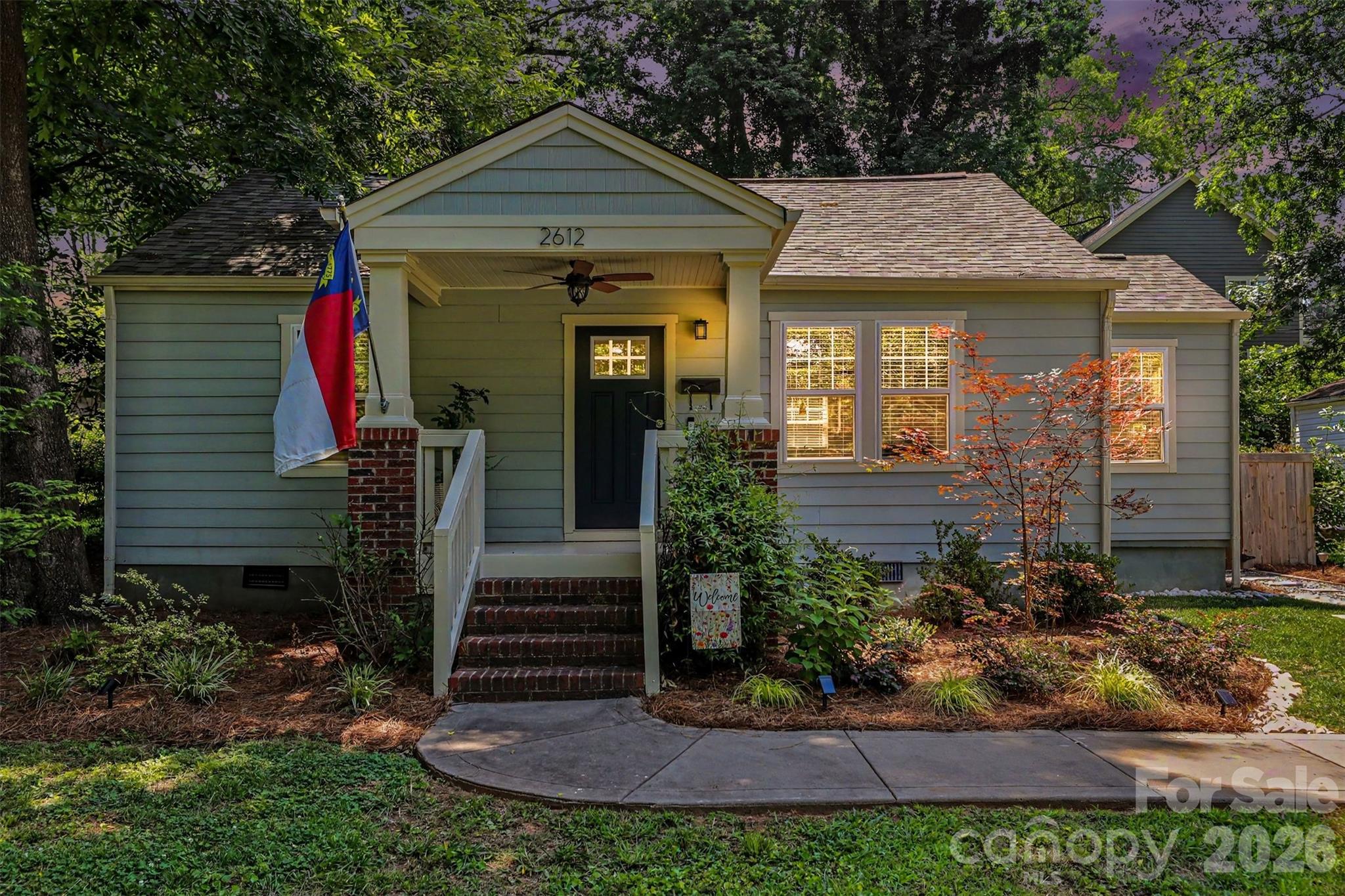 2612 Roslyn Avenue Property Photo 2