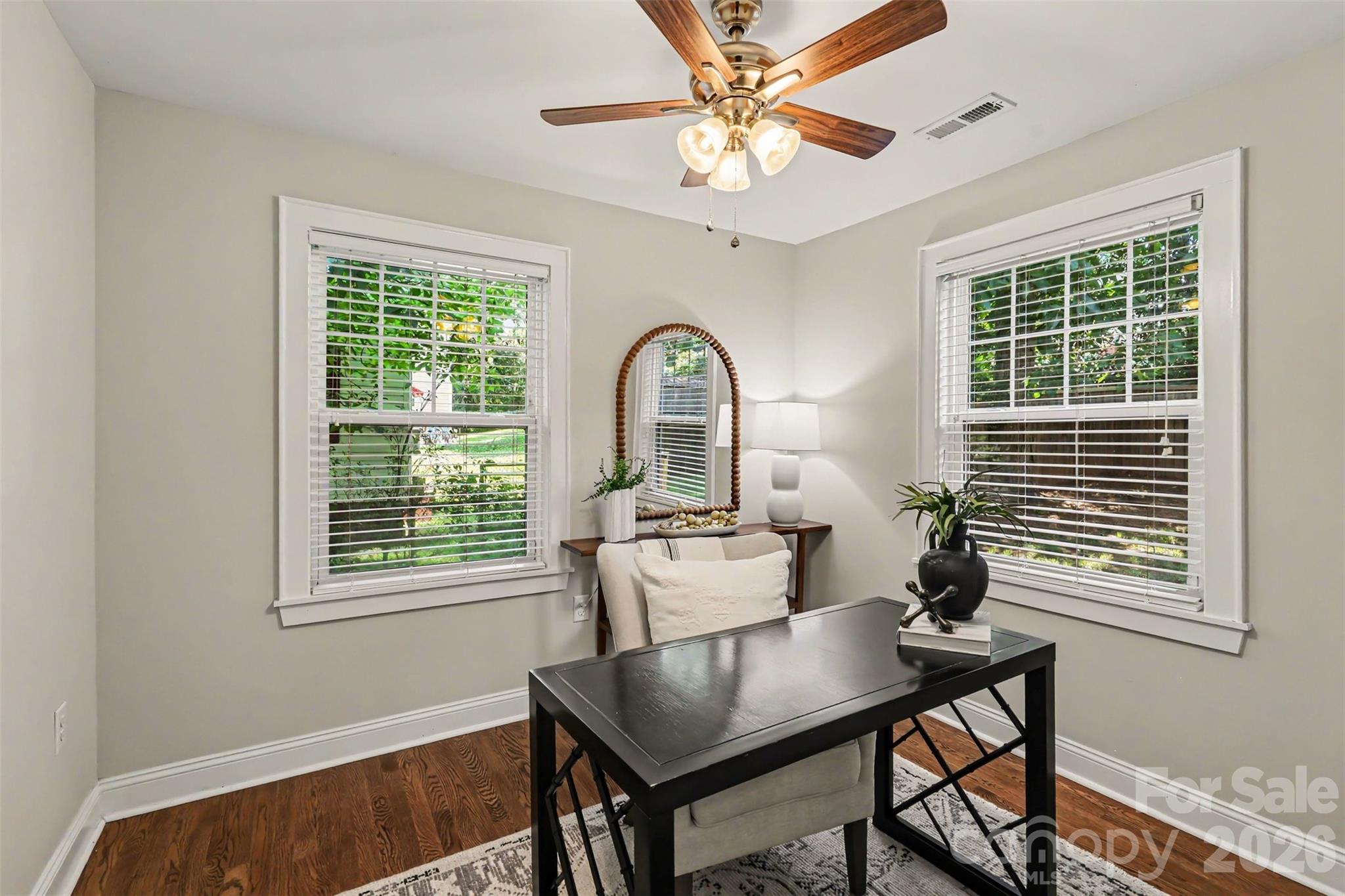 2612 Roslyn Avenue Property Photo 16