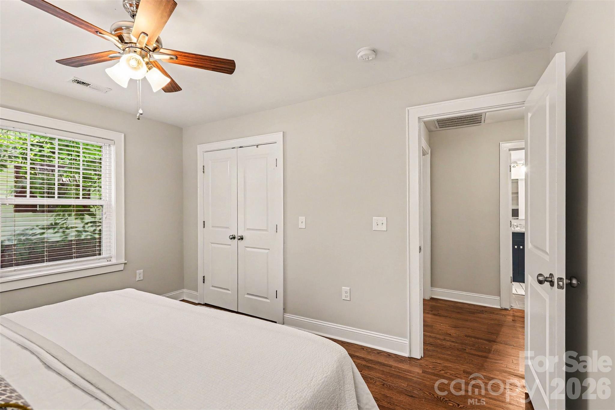 2612 Roslyn Avenue Property Photo 20