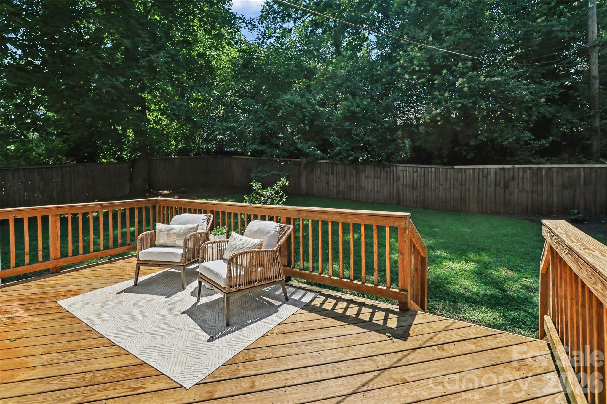 2612 Roslyn Avenue Property Photo 24