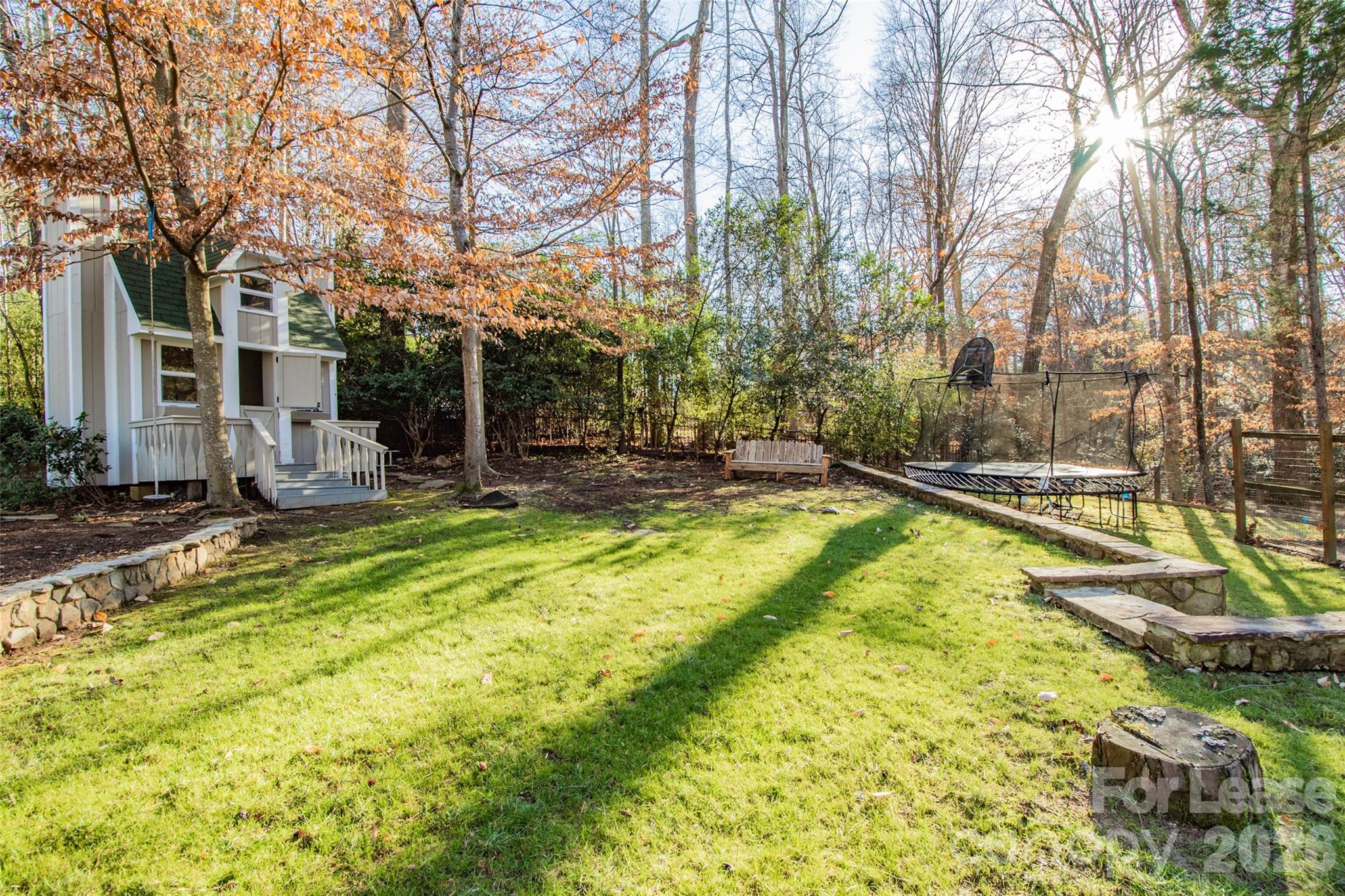 3911 Lakeside Drive Property Photo 32