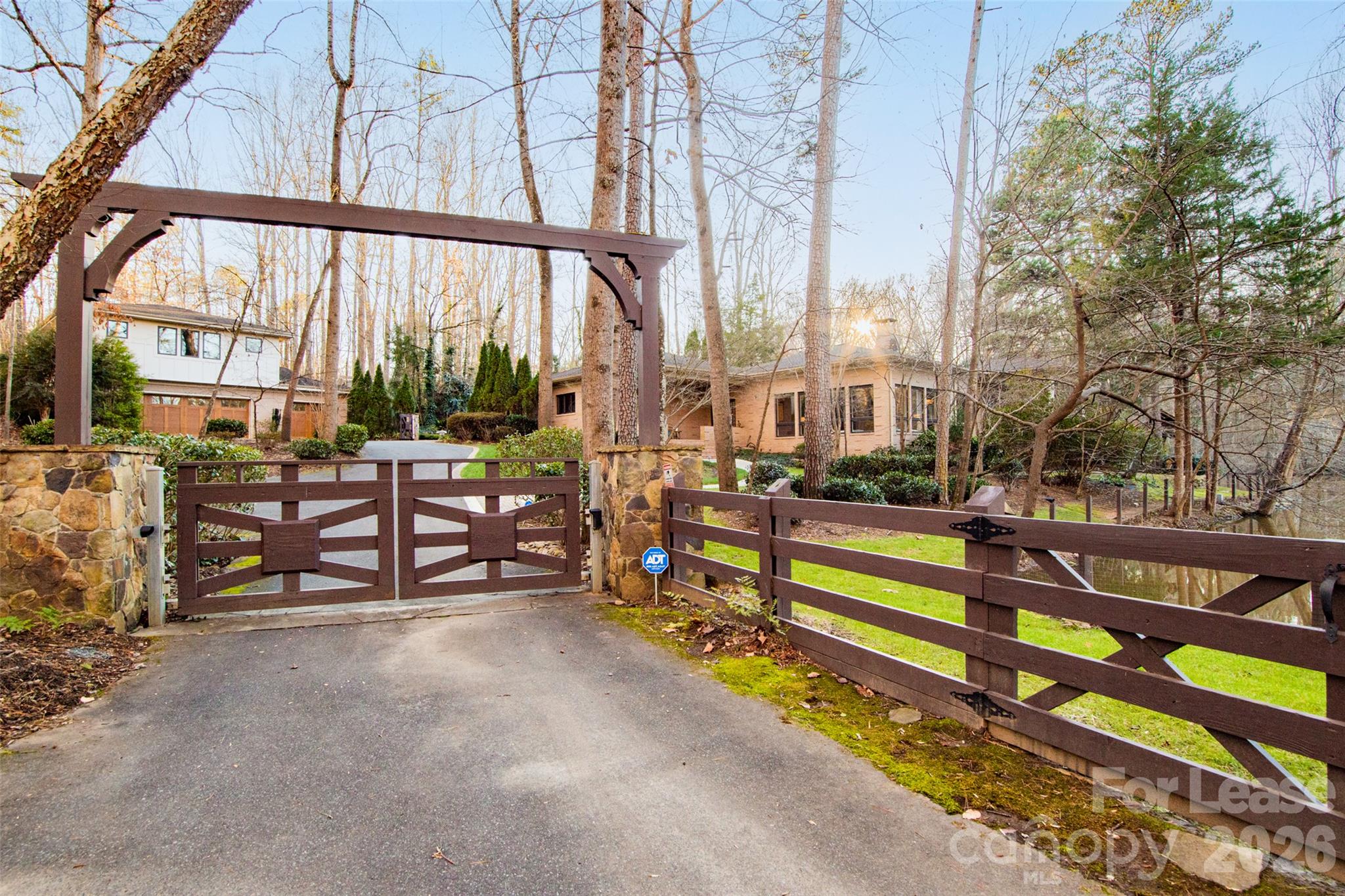 3911 Lakeside Drive Property Photo 33