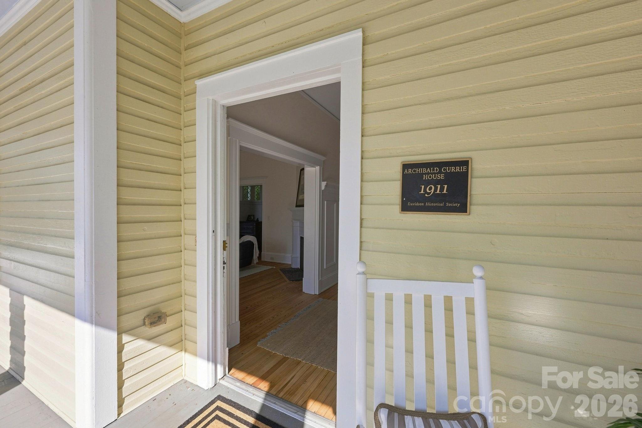 559 N Main Street Property Photo 5