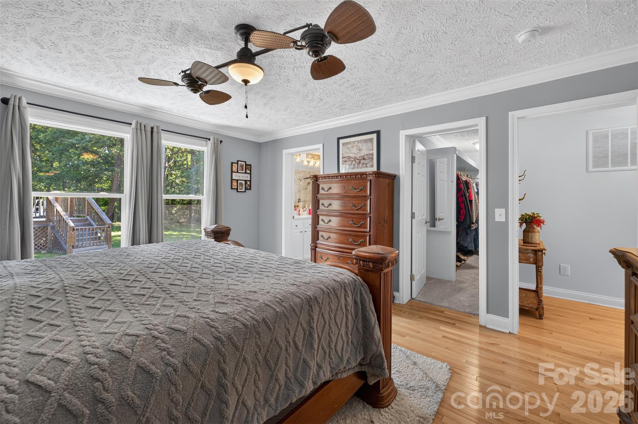 618 Indian Hill Road Property Photo 17