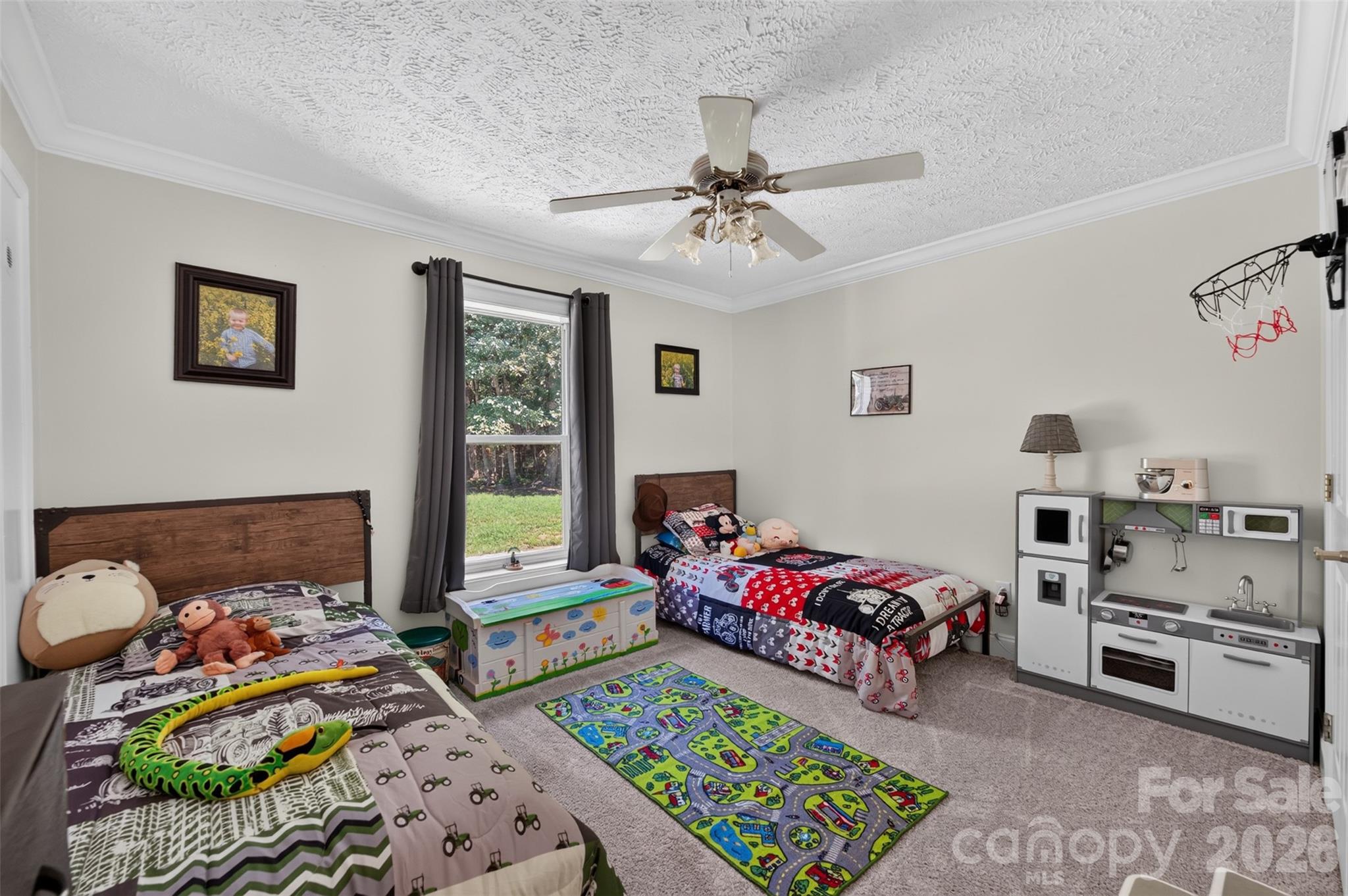 618 Indian Hill Road Property Photo 23