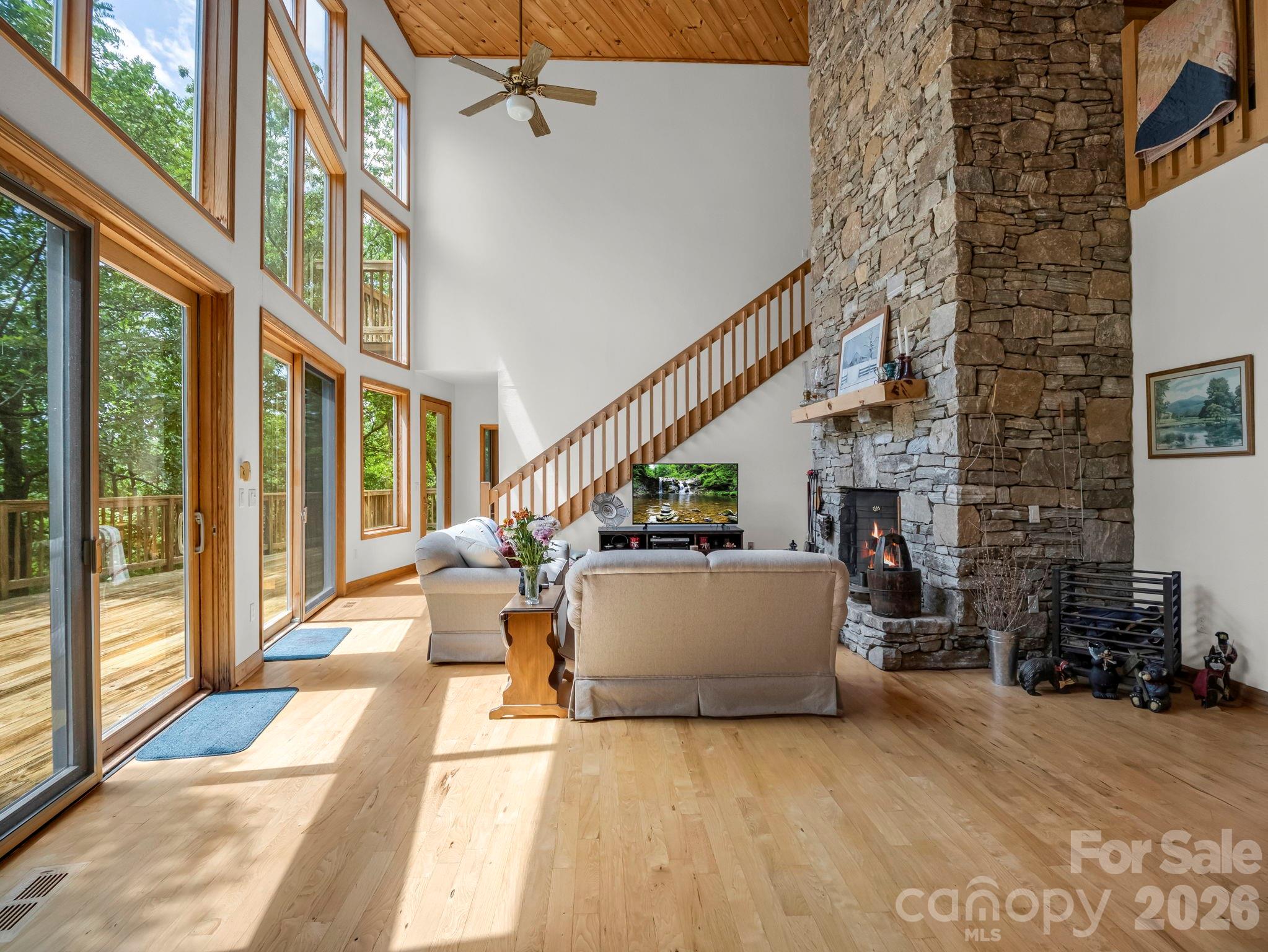 366 Summer Haven Road Property Photo 9