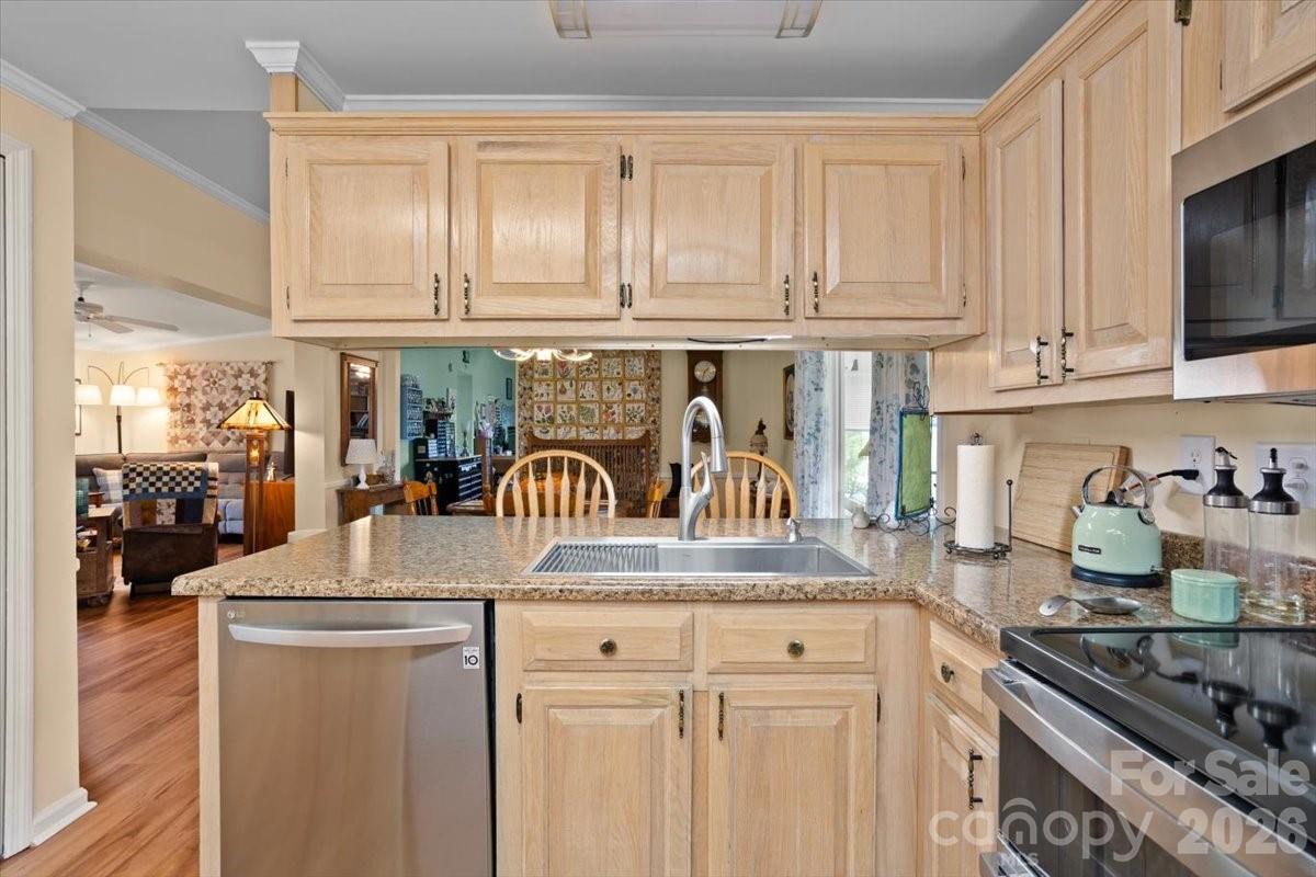 39 Stephanie Lane 13 Property Photo 14