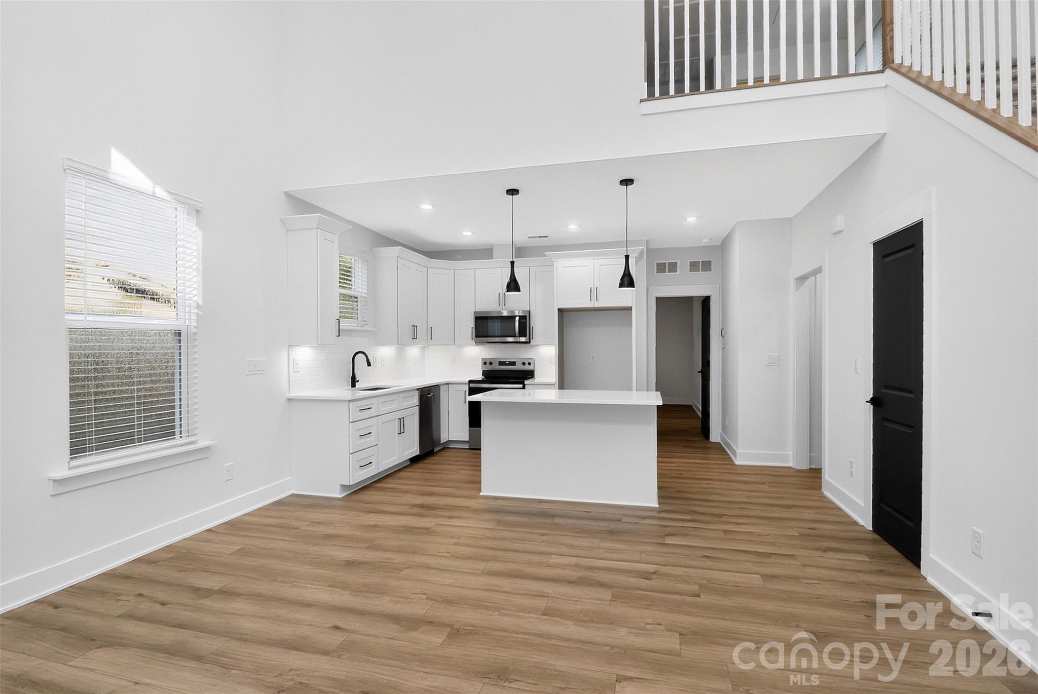 3616 Bullard Street Property Photo 9
