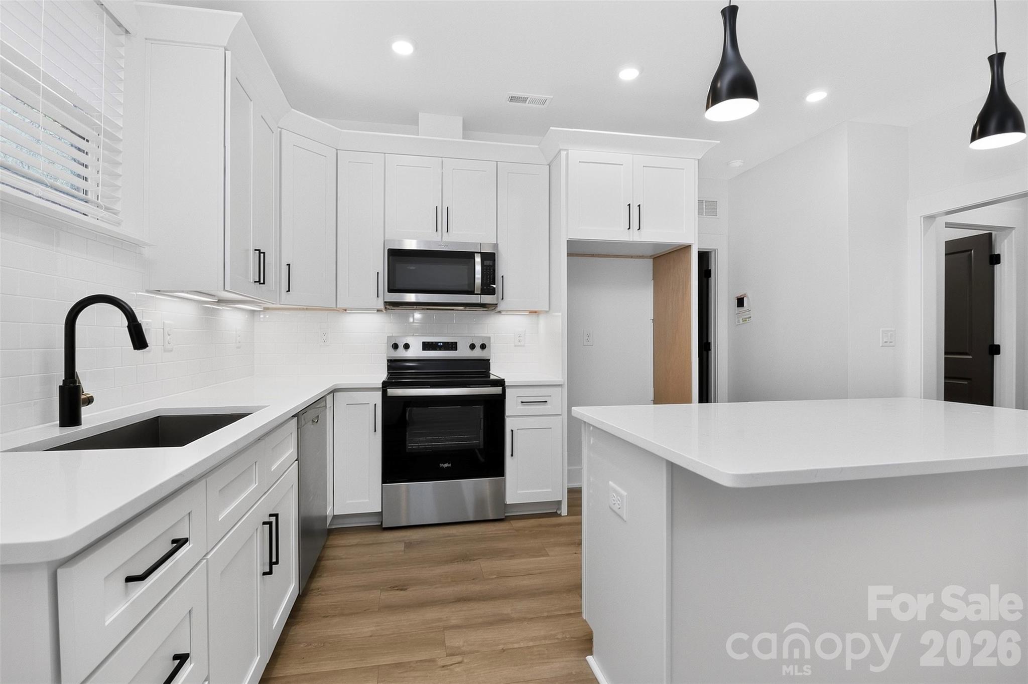 3616 Bullard Street Property Photo 12