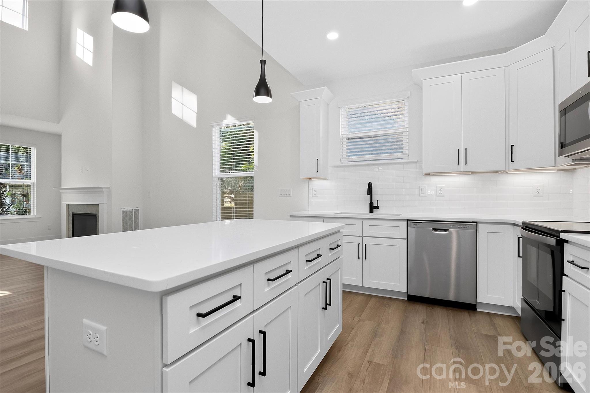 3616 Bullard Street Property Photo 14