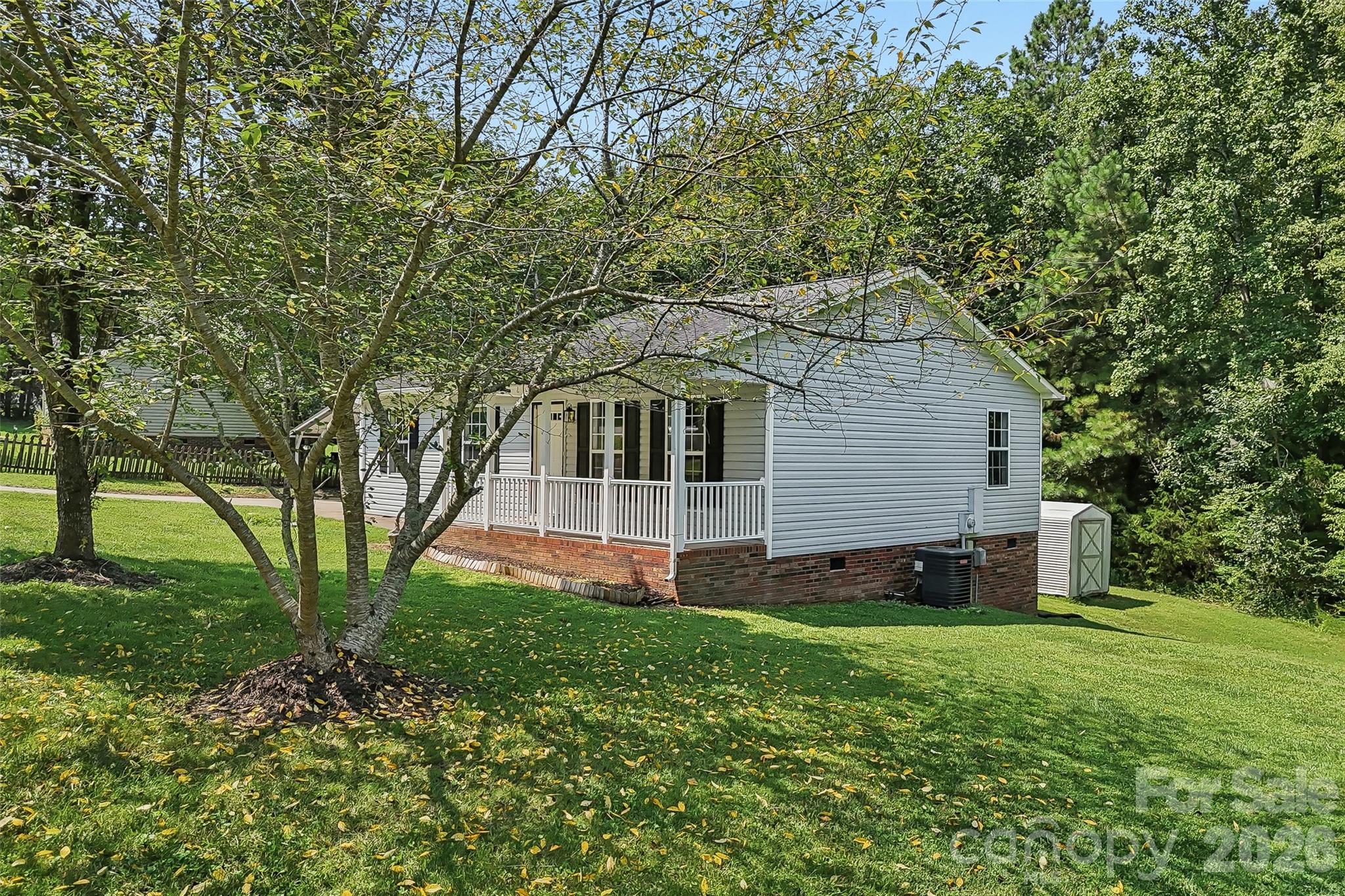 916 Long Branch Road Property Photo 3