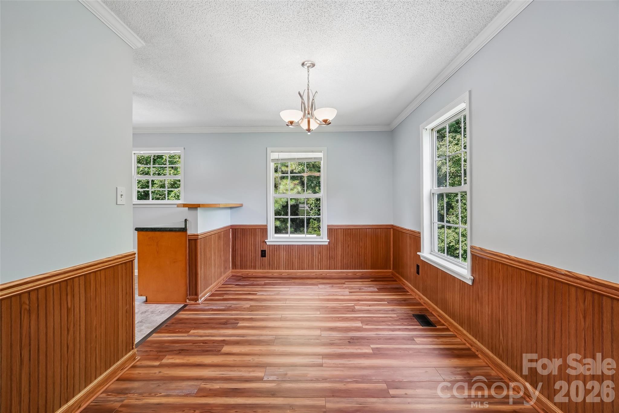 916 Long Branch Road Property Photo 6