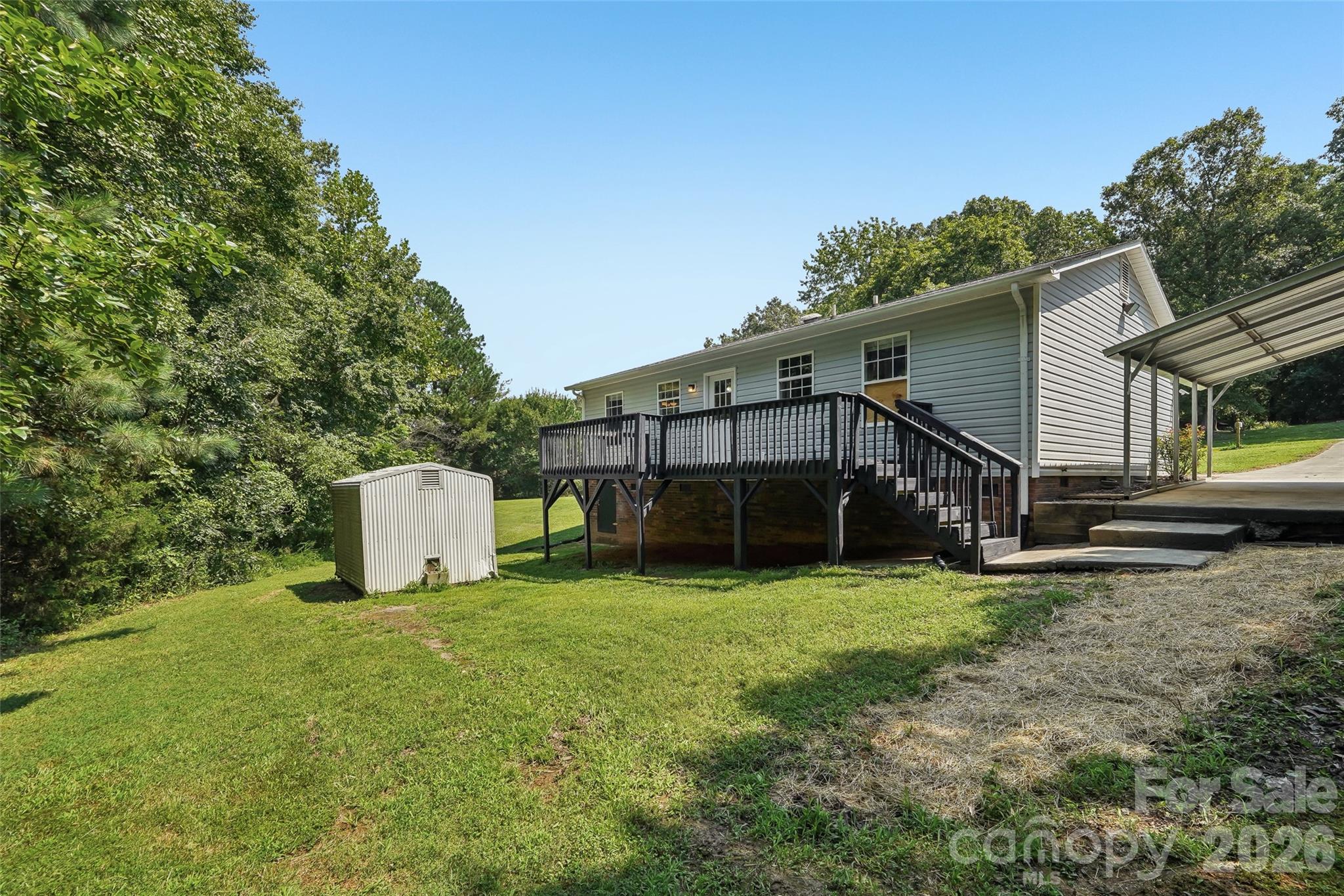 916 Long Branch Road Property Photo 24