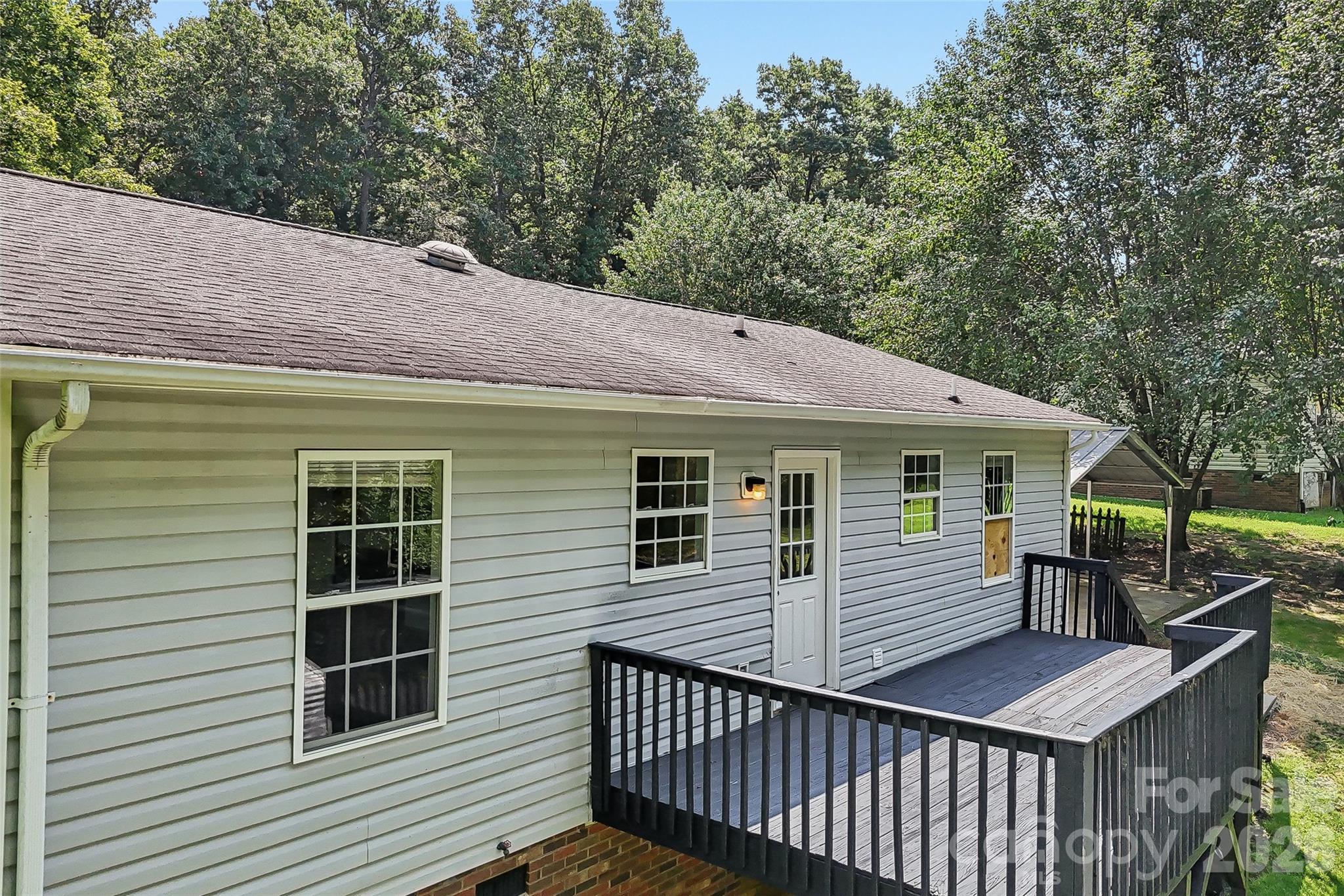 916 Long Branch Road Property Photo 28