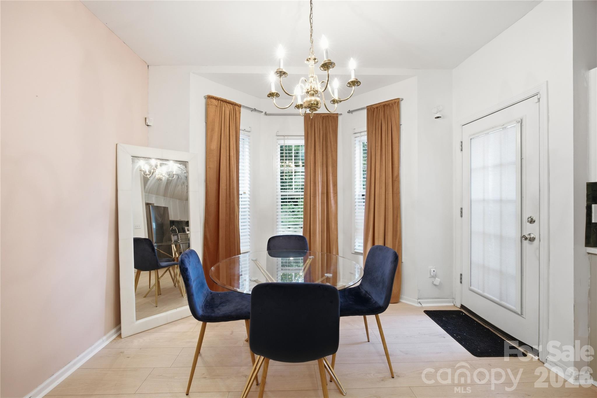 5967 Pisgah Way Property Photo 4