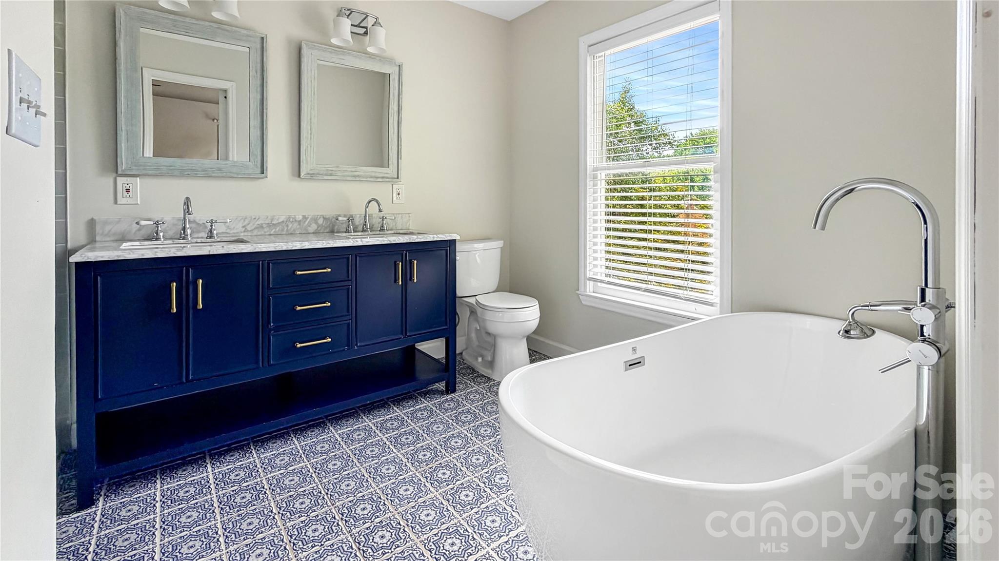 16539 Grapperhall Drive Property Photo 6