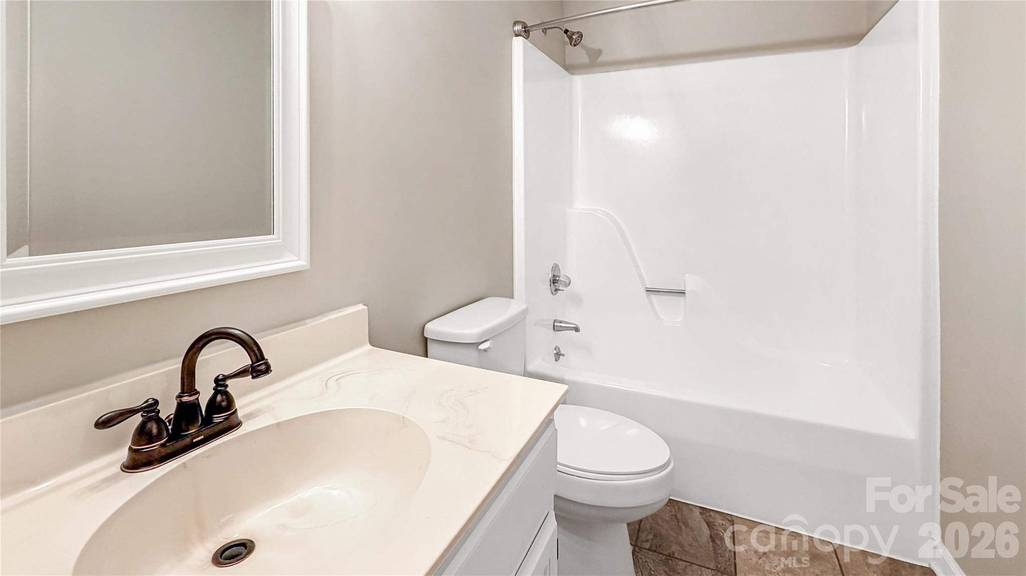 16539 Grapperhall Drive Property Photo 8