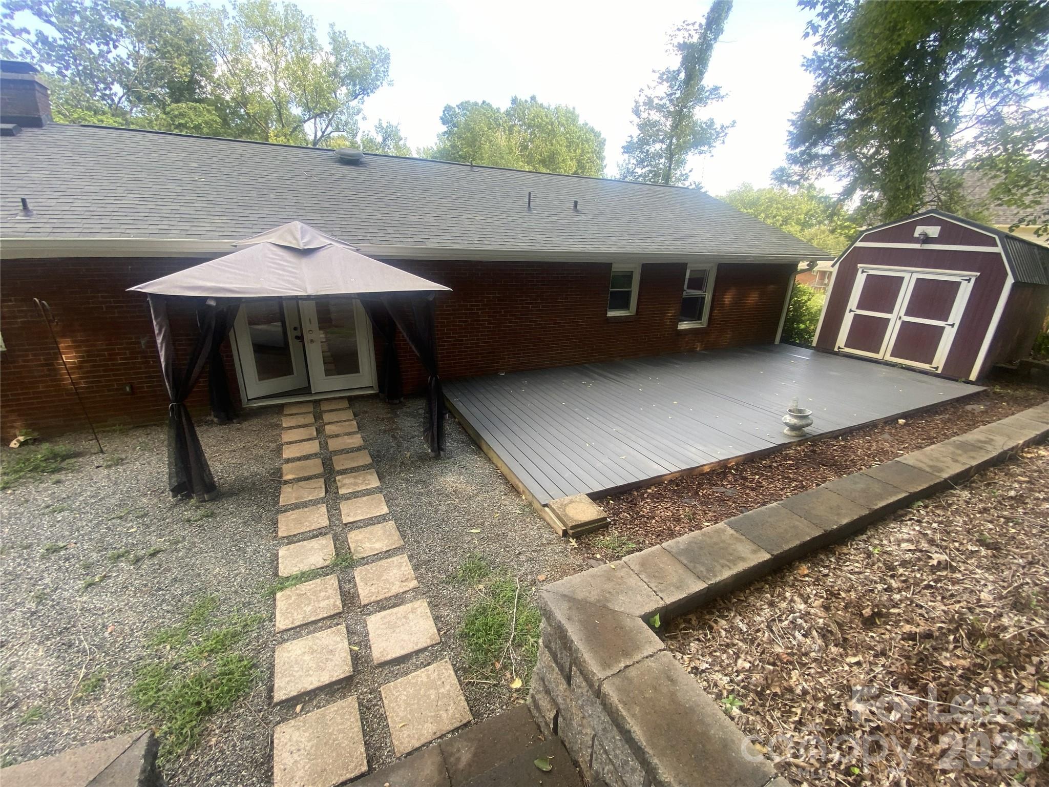 540 Carolyn Lane Property Photo 27