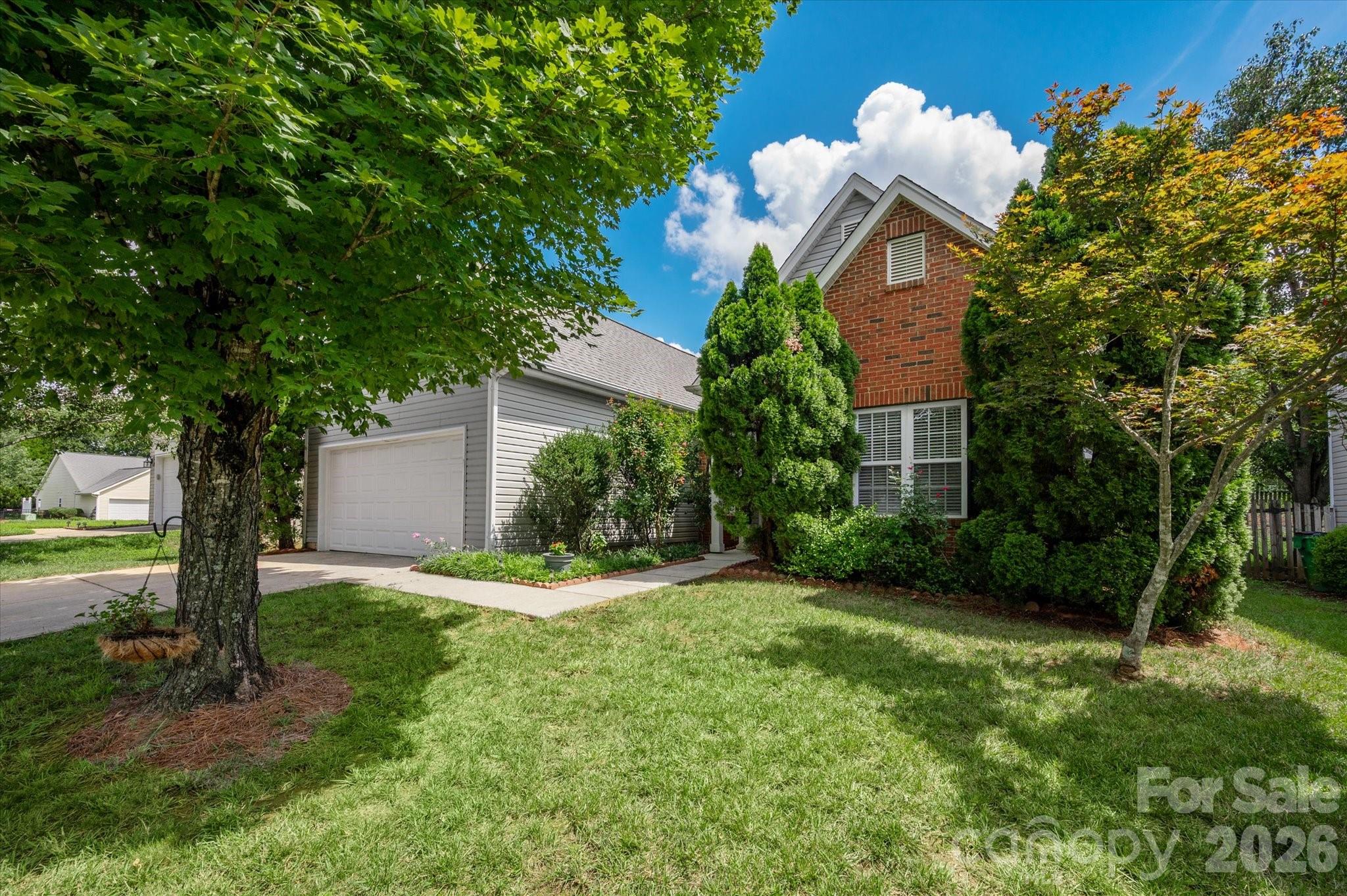 9407 Thatcher Hall Court Property Photo 1