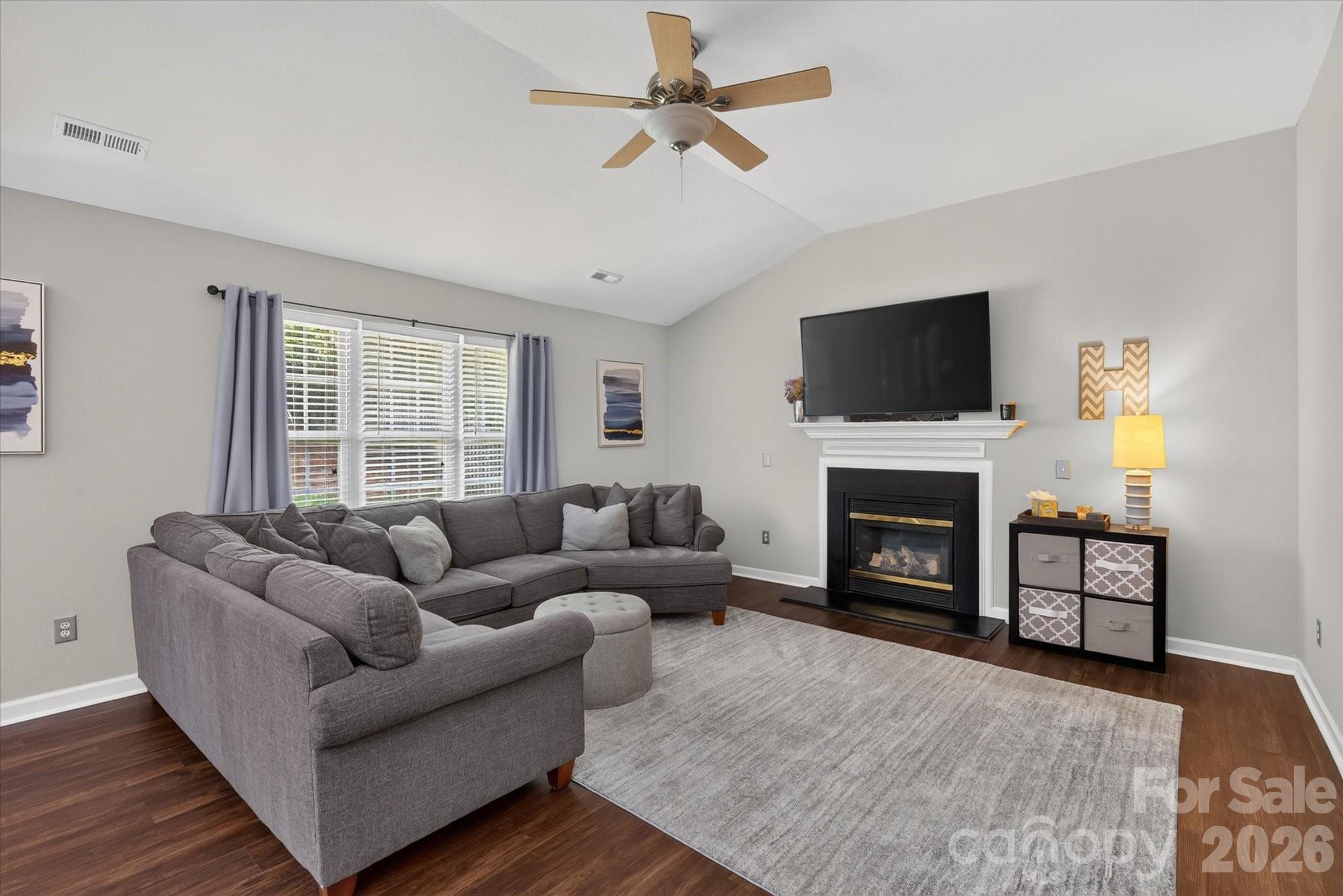 9407 Thatcher Hall Court Property Photo 10
