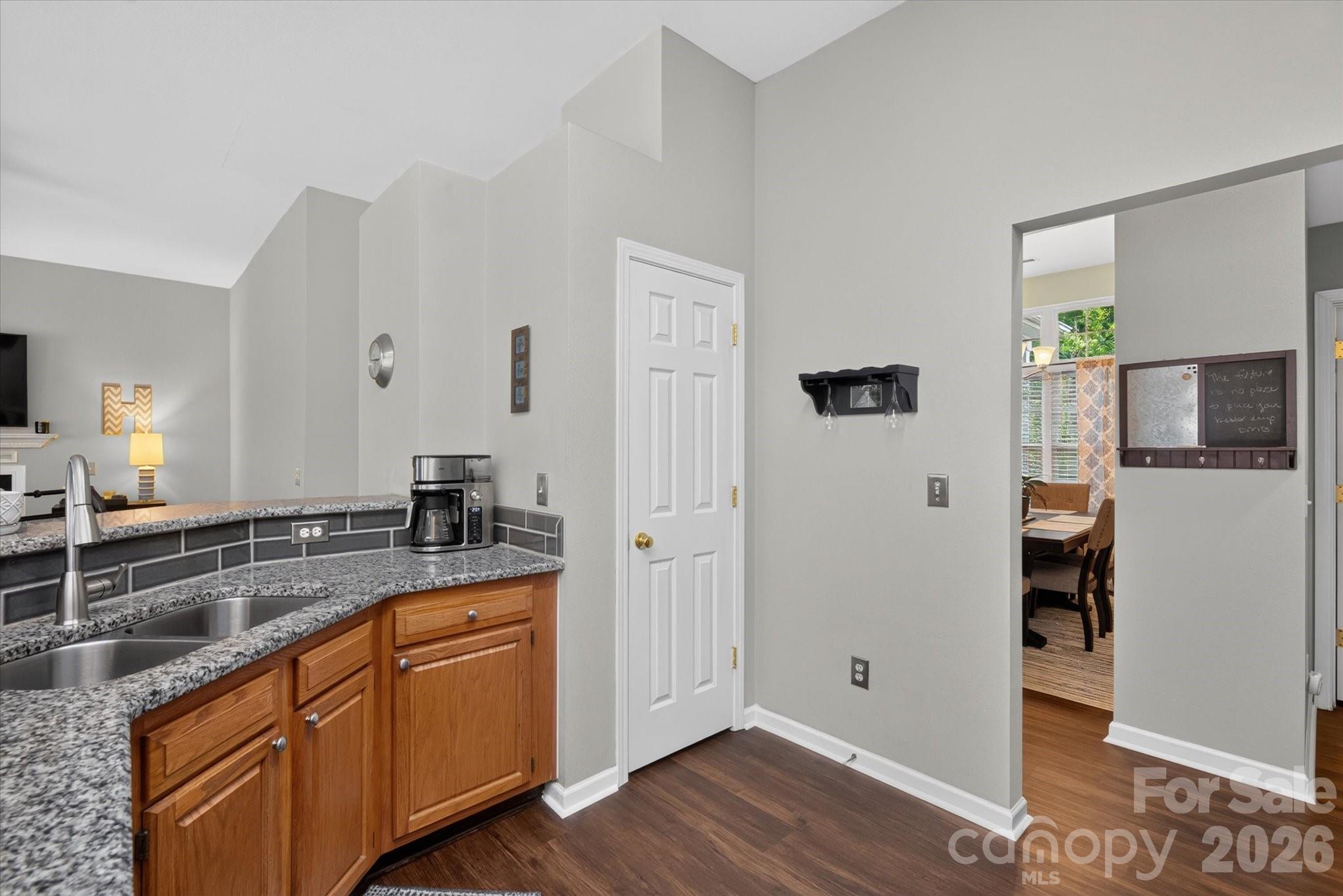 9407 Thatcher Hall Court Property Photo 16