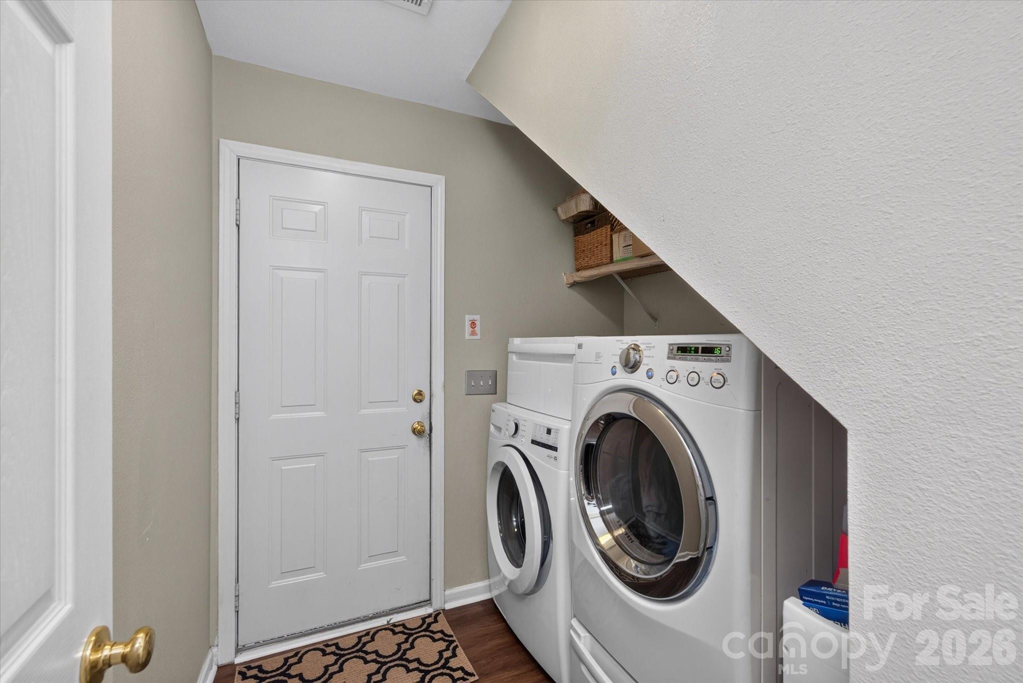 9407 Thatcher Hall Court Property Photo 24