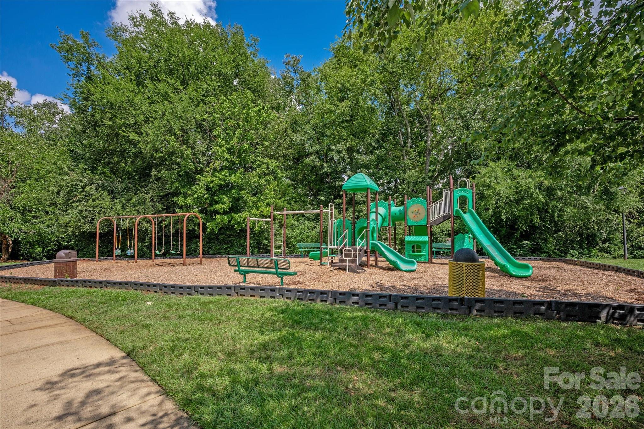 9407 Thatcher Hall Court Property Photo 33
