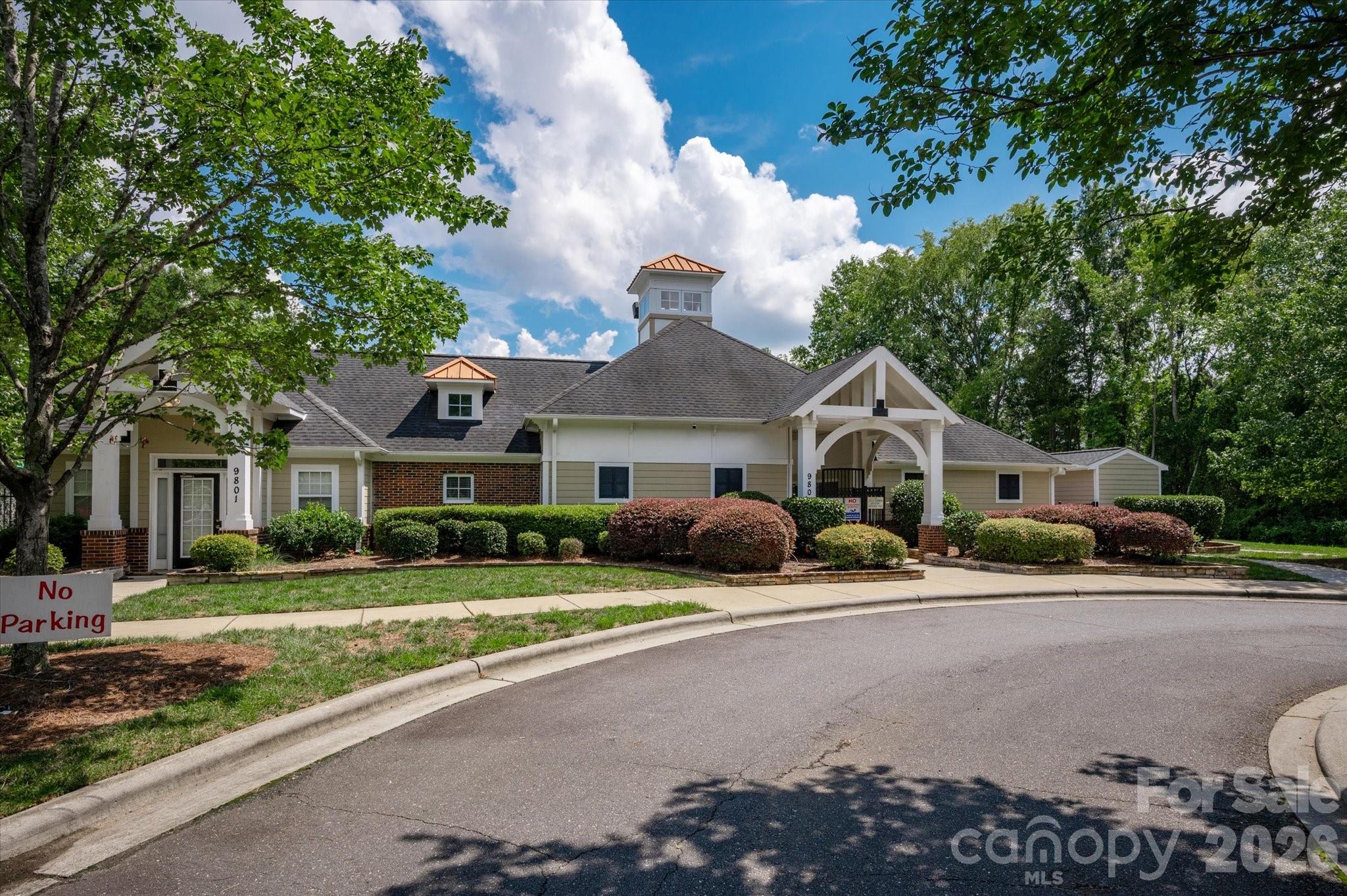 9407 Thatcher Hall Court Property Photo 35