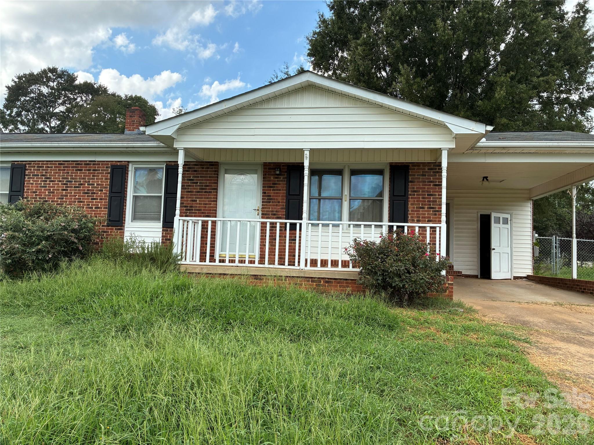 6102 Len Drive Property Photo 2