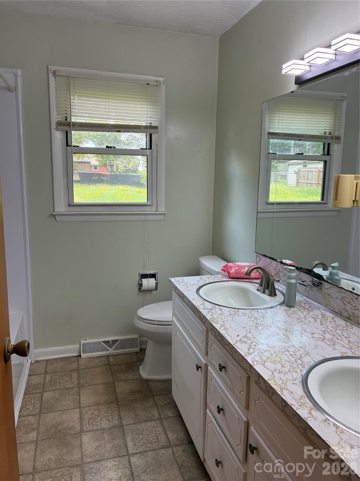 6102 Len Drive Property Photo 18