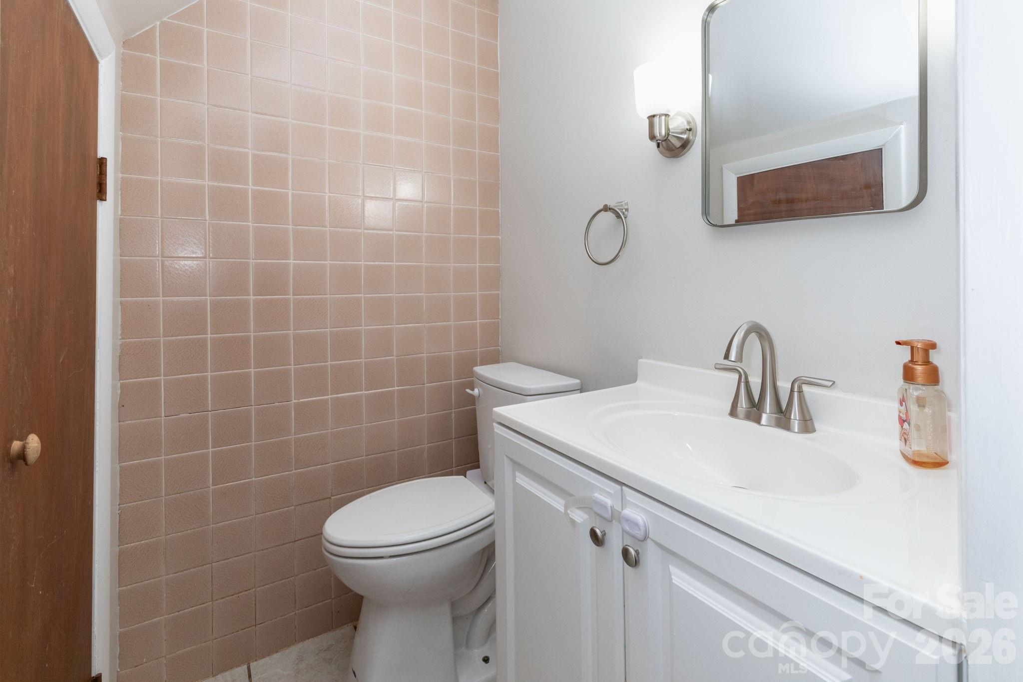 210 Sunset Farm Road Property Photo 7